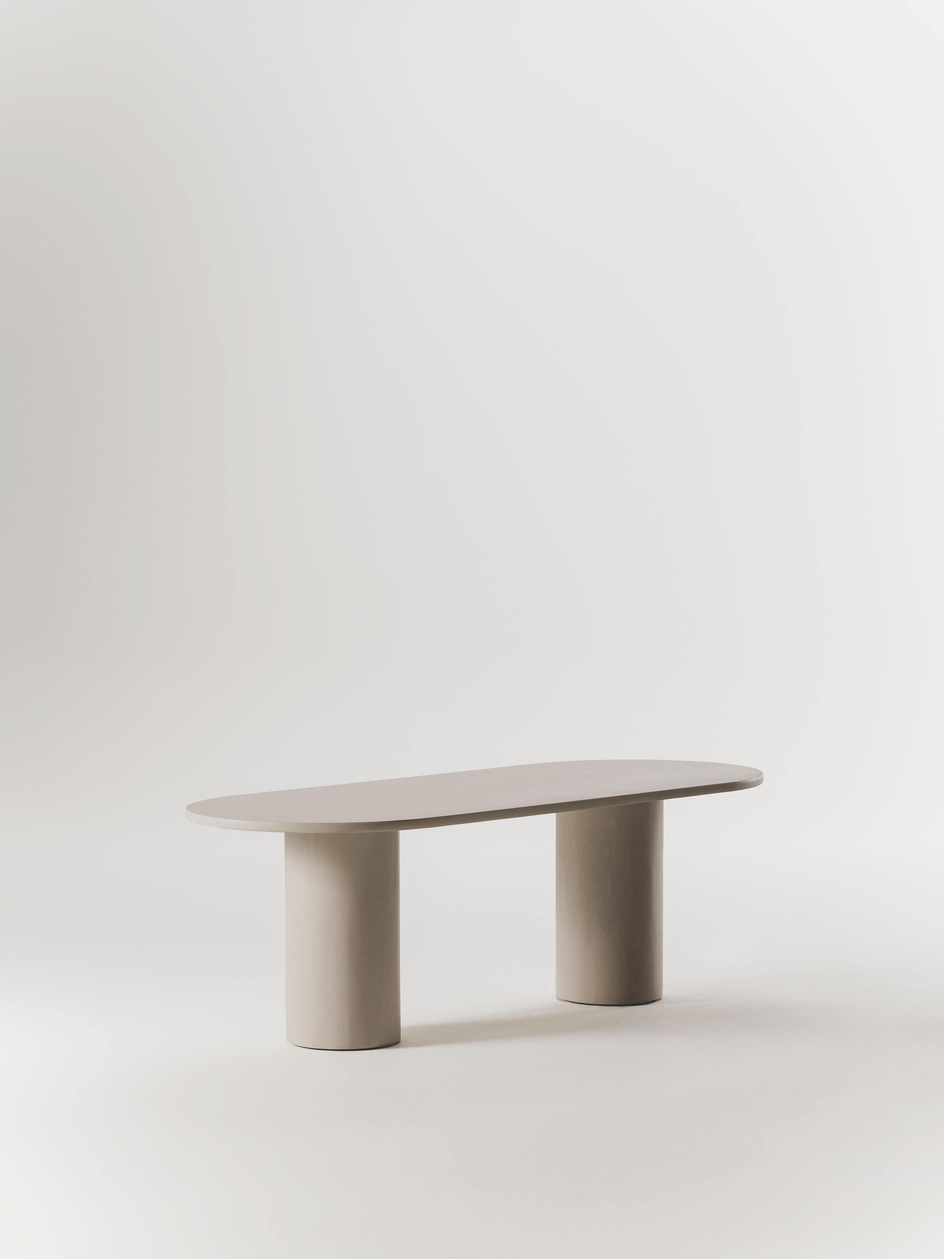 https://a.1stdibscdn.com/reye-microcement-dining-table-by-marlot-baus-for-sale-picture-9/f_106442/f_469050221759477918336/reye_arena_master.jpg