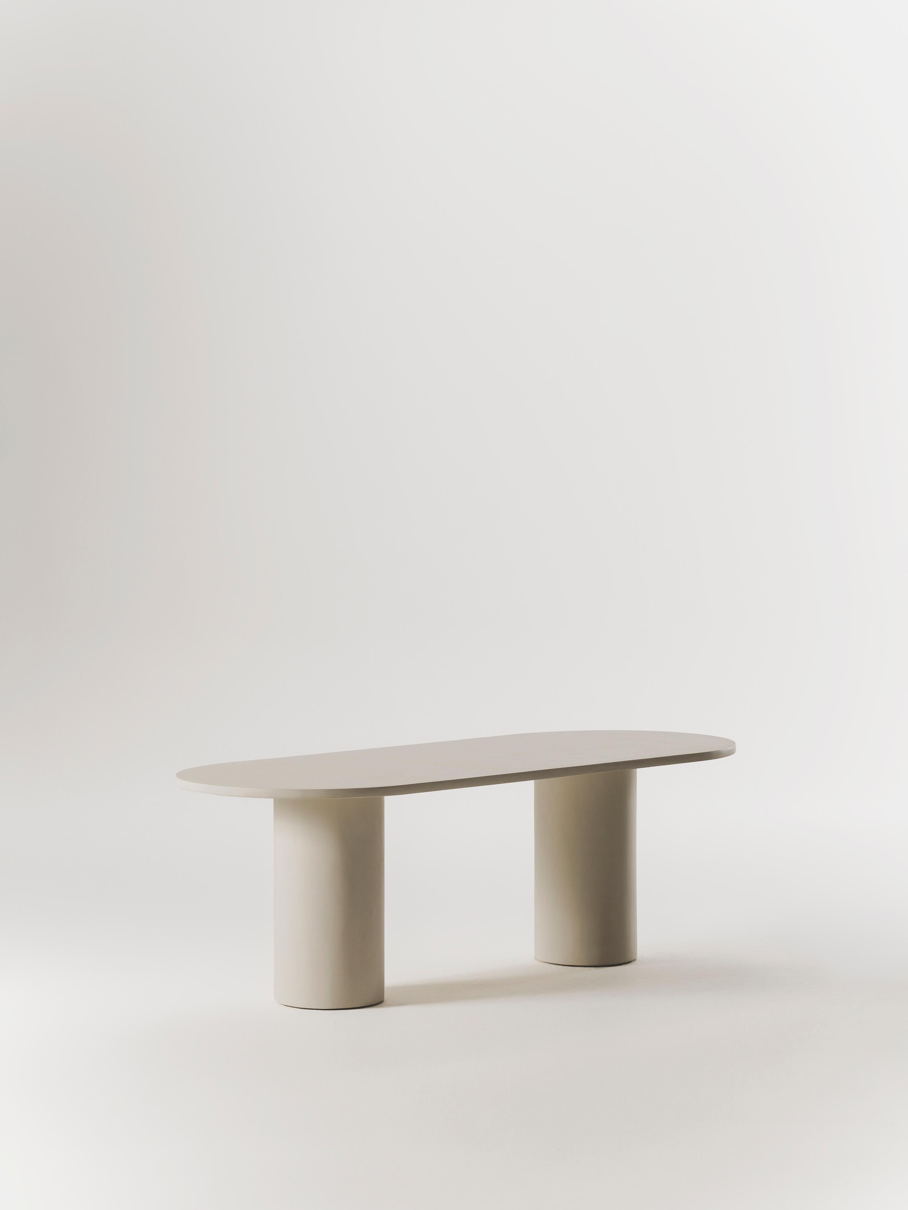 https://a.1stdibscdn.com/reye-microcement-dining-table-by-marlot-baus-for-sale-picture-10/f_106442/f_469050221759477918336/reye_marfil_master.jpg
