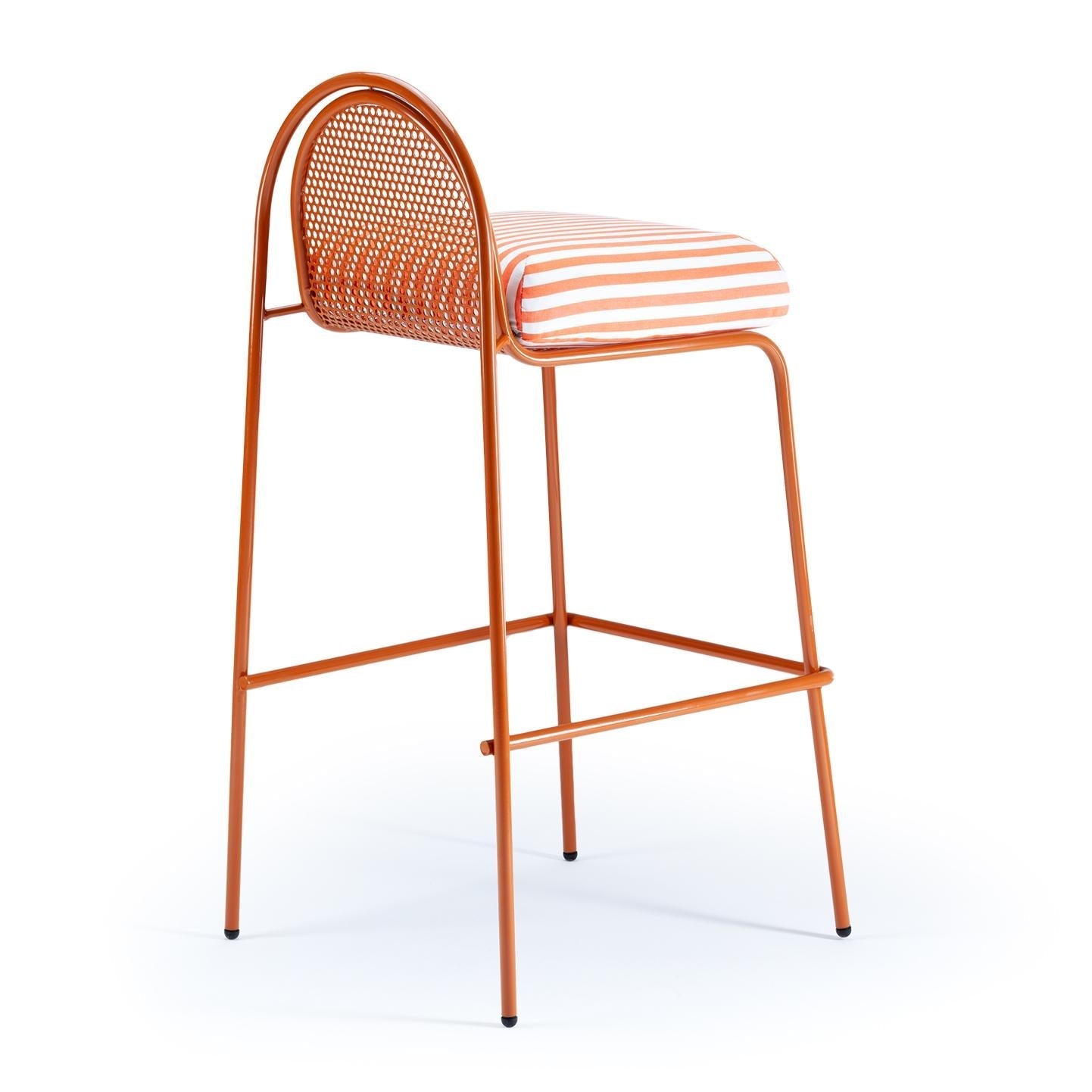 https://a.1stdibscdn.com/contemporary-riviera-bar-chair-in-lacquered-gold-metal-for-outdoors-for-sale-picture-2/f_40973/f_468954021759416380779/riviera_bar_chair2_master.jpg