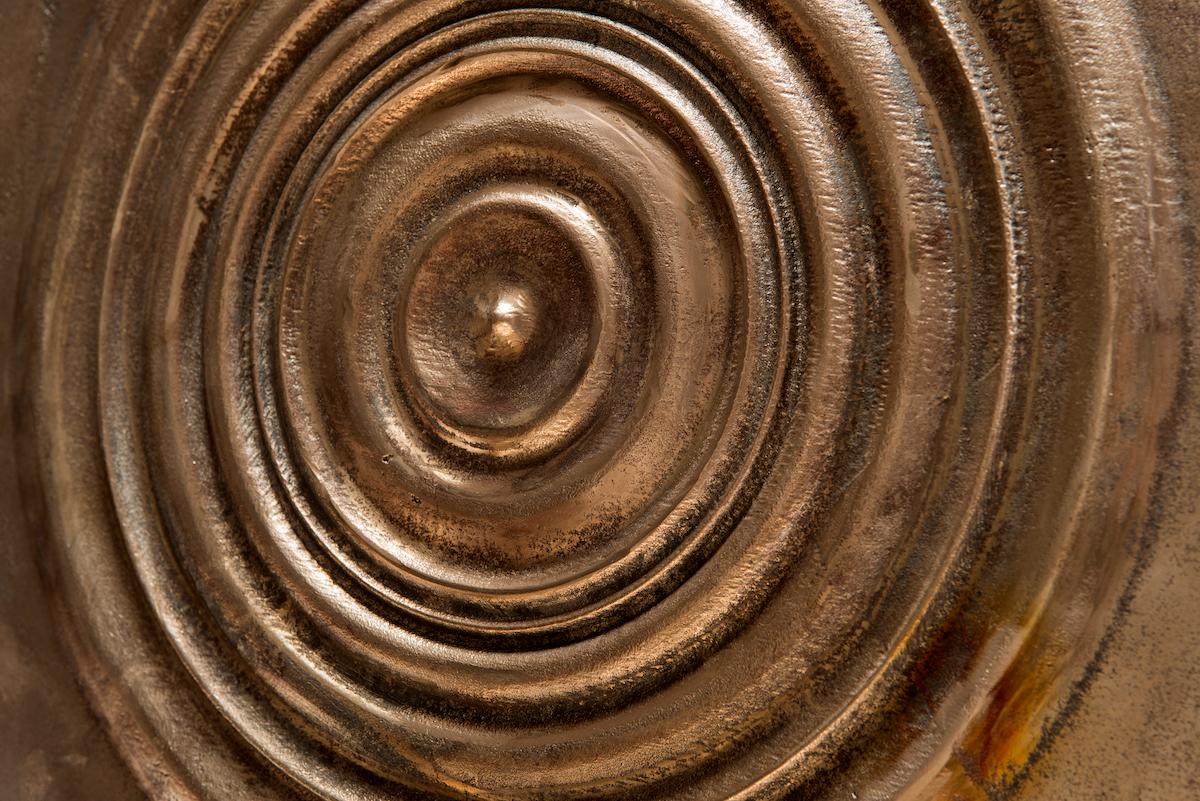 https://a.1stdibscdn.com/rippled-rorschach-chair-for-sale-picture-5/f_103102/f_438659121740943996175/rohrschak_detail_master.jpg