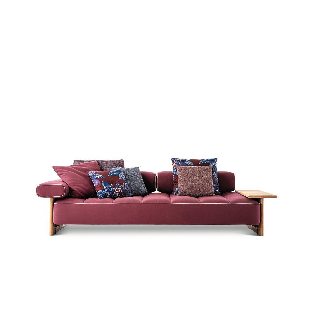 https://a.1stdibscdn.com/rodolfo-dordoni-sail-out-outdoor-sofa-by-cassina-for-sale-picture-2/f_14272/f_384921721708410073549/rojo_1_master.jpg