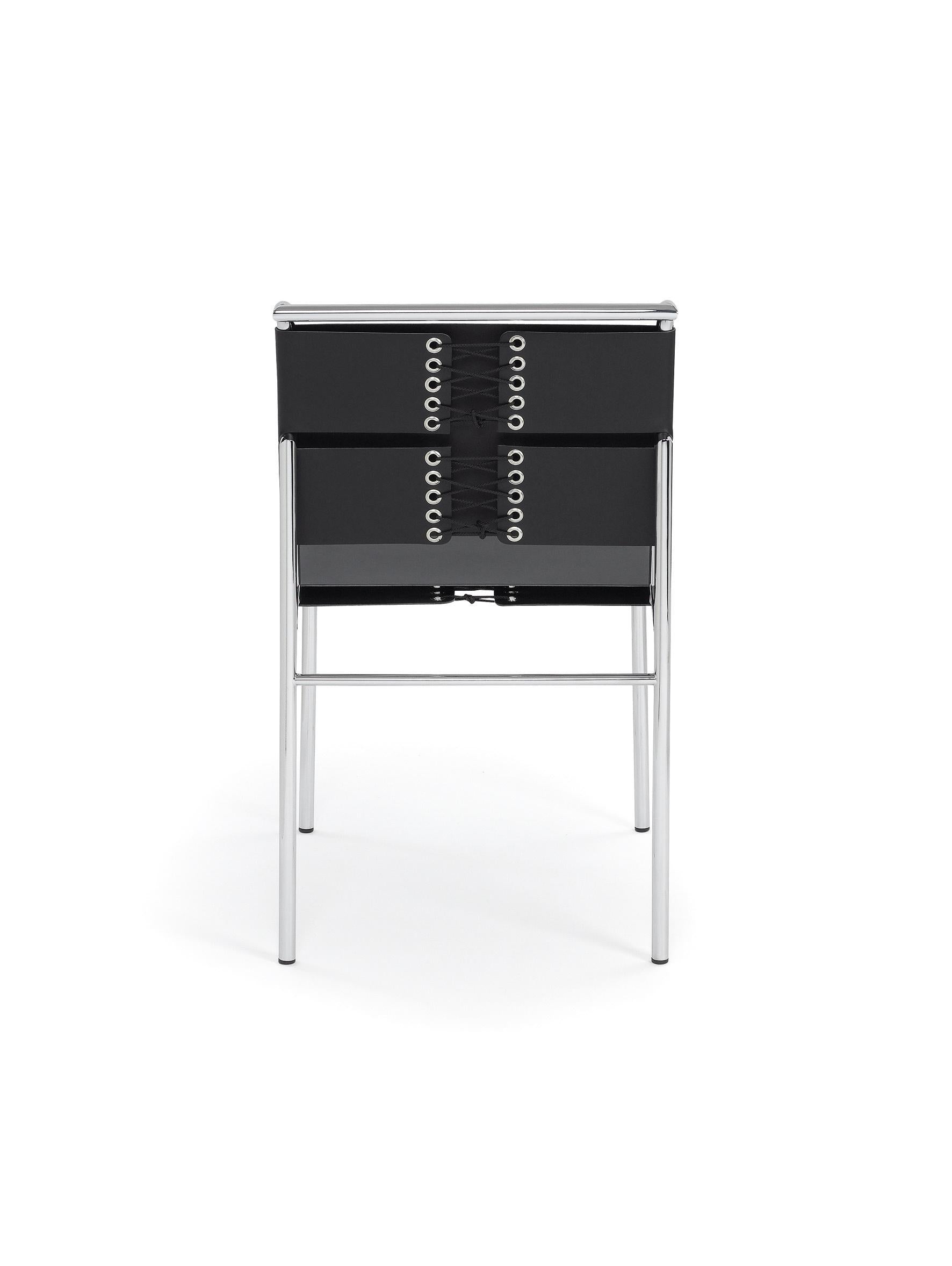https://a.1stdibscdn.com/classicon-roquebrune-chair-in-black-with-chrome-legs-by-eileen-gray-for-sale-picture-2/12330573/f_138515611551436502969/roquebrune_chrome_black_back_master.jpg