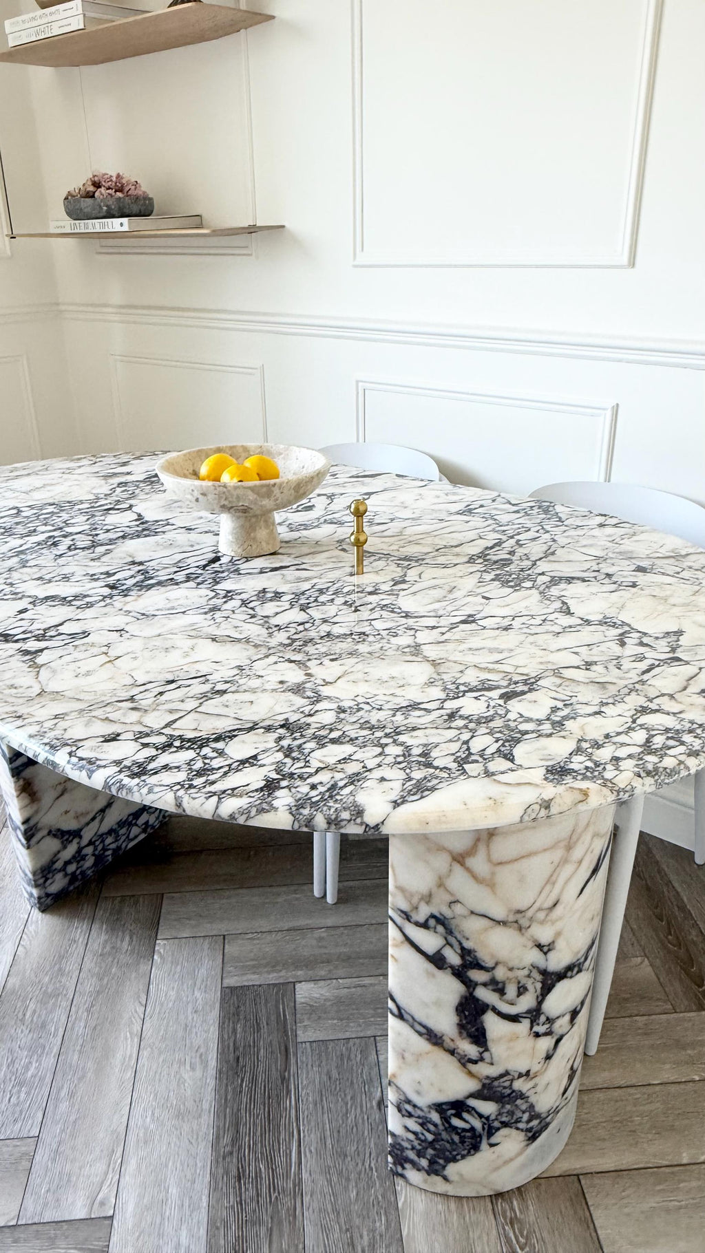 https://a.1stdibscdn.com/italian-modern-oval-luxury-handcrafted-calacatta-viola-marble-dining-table-for-sale-picture-10/f_91932/f_458142521752159526990/s2_master.jpg