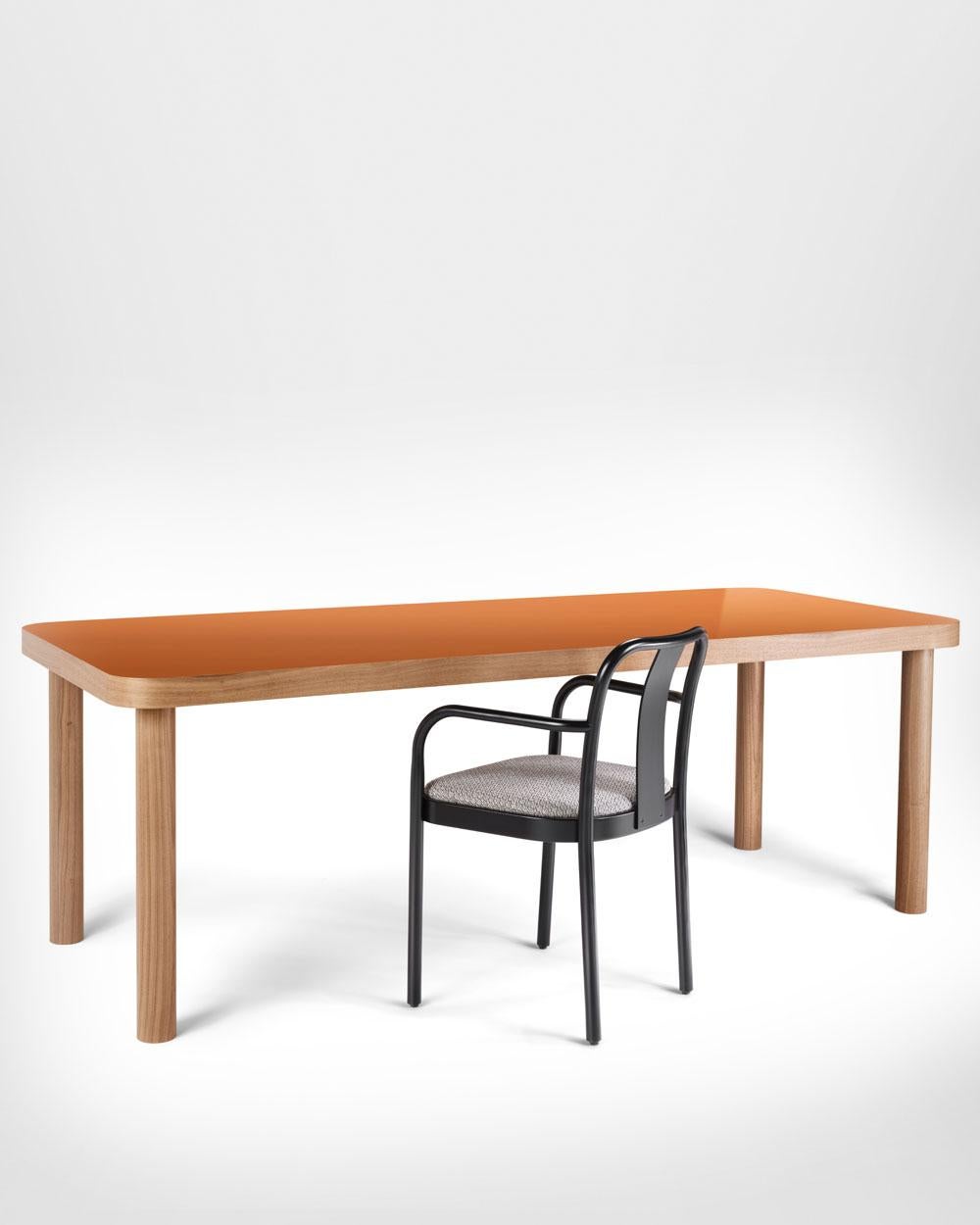 https://a.1stdibscdn.com/gebruder-thonet-vienna-saule-table-by-fabio-fantolino-for-sale-picture-2/f_16392/f_282619221650110805308/s5_master.jpg
