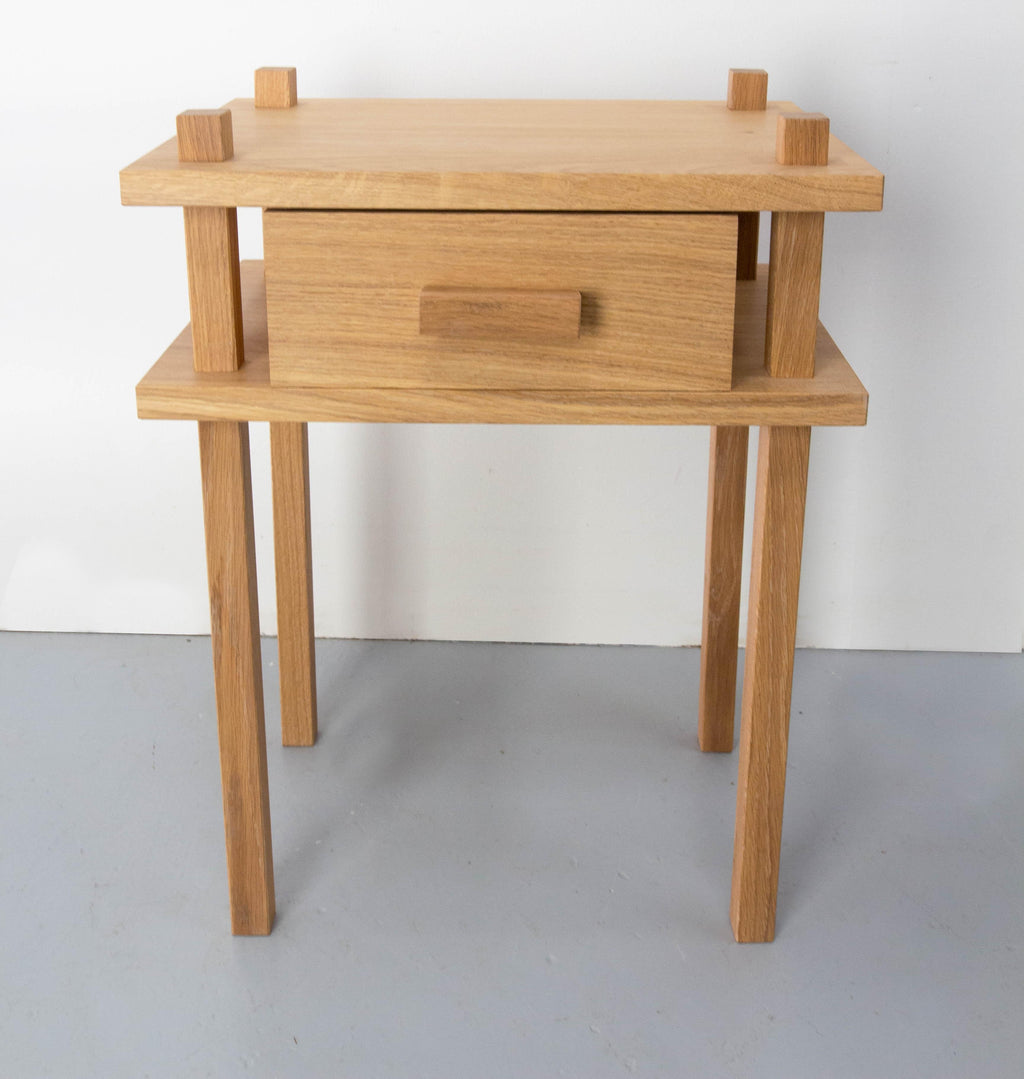 https://a.1stdibscdn.com/french-pair-of-nightstands-side-cabinets-bedside-depth-18-in-for-sale-picture-6/f_44762/f_449332821746738554242/sans_titre_6_sur_14__master.jpg