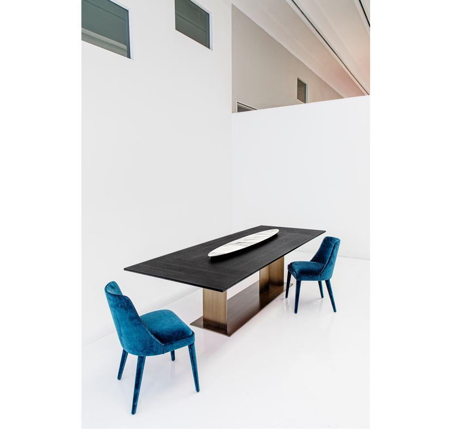 https://a.1stdibscdn.com/berlino-dining-table-in-matt-wood-for-sale-picture-6/f_62722/f_272843621644340119349/sbieco_master.JPG