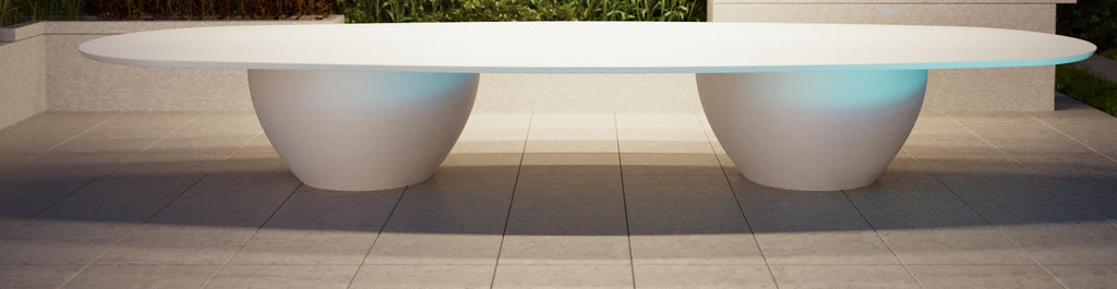 https://a.1stdibscdn.com/12-seater-outdoor-dining-table-lacquered-in-matte-beige-for-sale-picture-9/f_27693/f_384759621708317223870/scene1_view1_copy_master.jpg