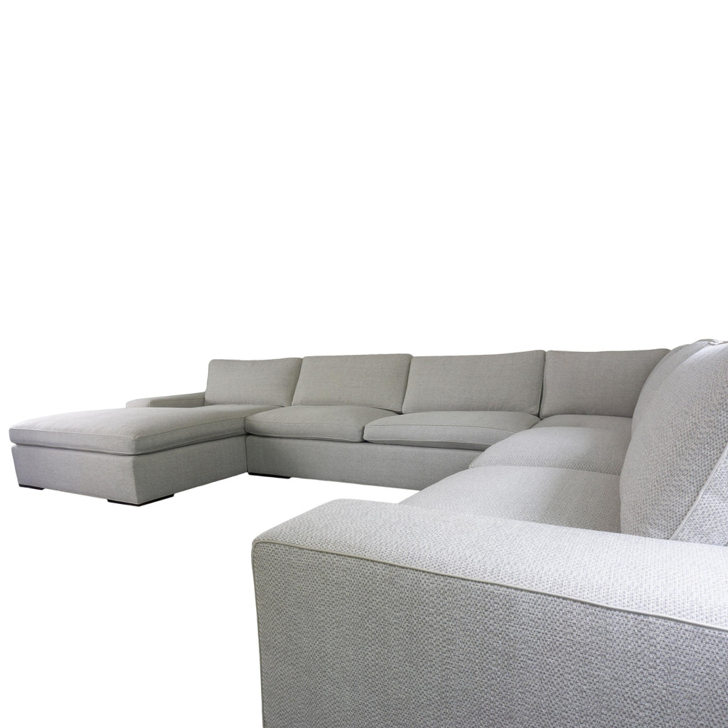 https://a.1stdibscdn.com/modern-square-arm-sectional-sofa-with-chaise-for-sale-picture-4/f_21233/1568839027592/sectional_9106_master.jpg
