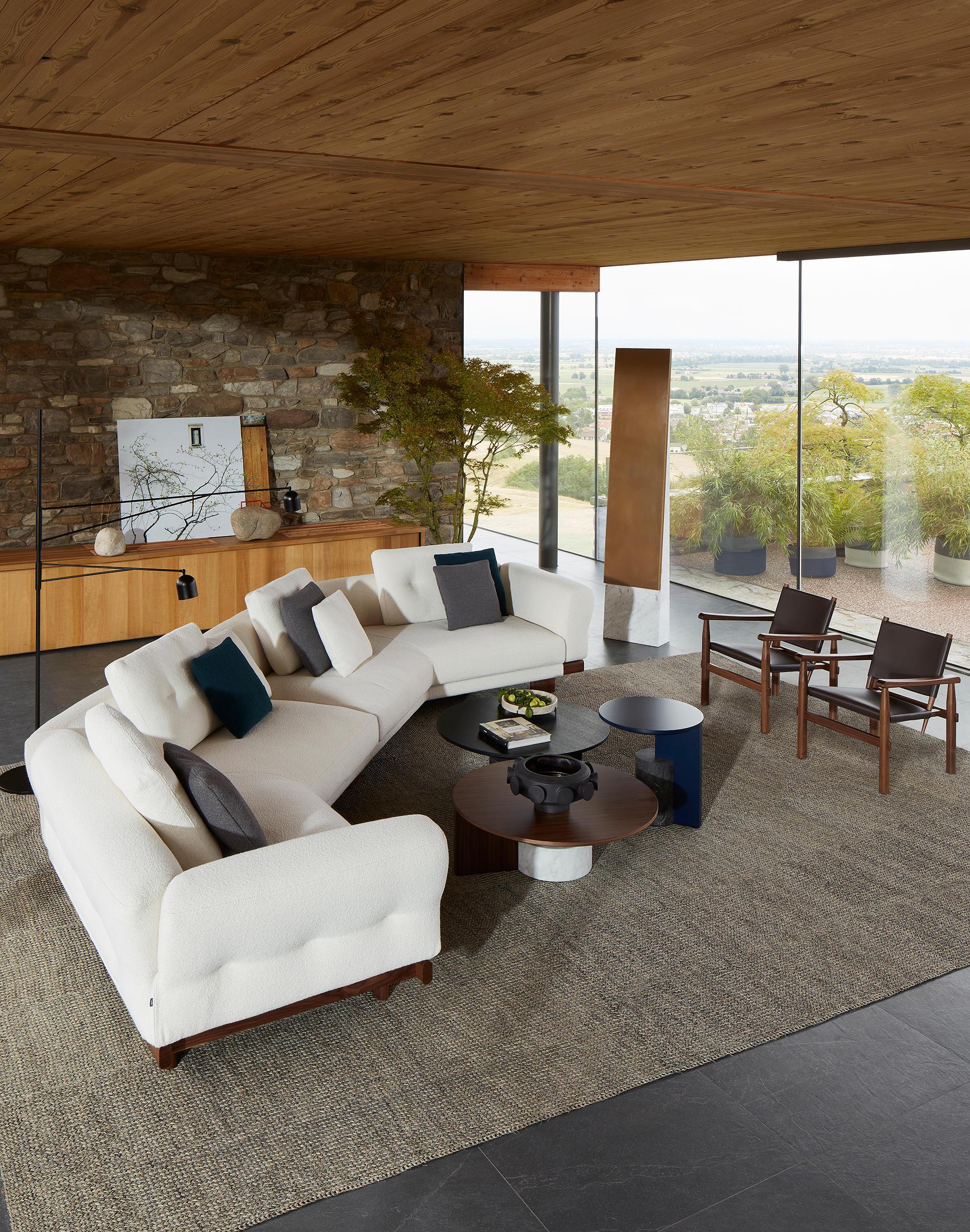 https://a.1stdibscdn.com/set-of-two-sengu-low-tables-by-patricia-urquiola-for-cassina-for-sale-picture-15/f_14272/f_383647121707667295933/sengu_ambient_1_fam_g_arcit18_master.jpg