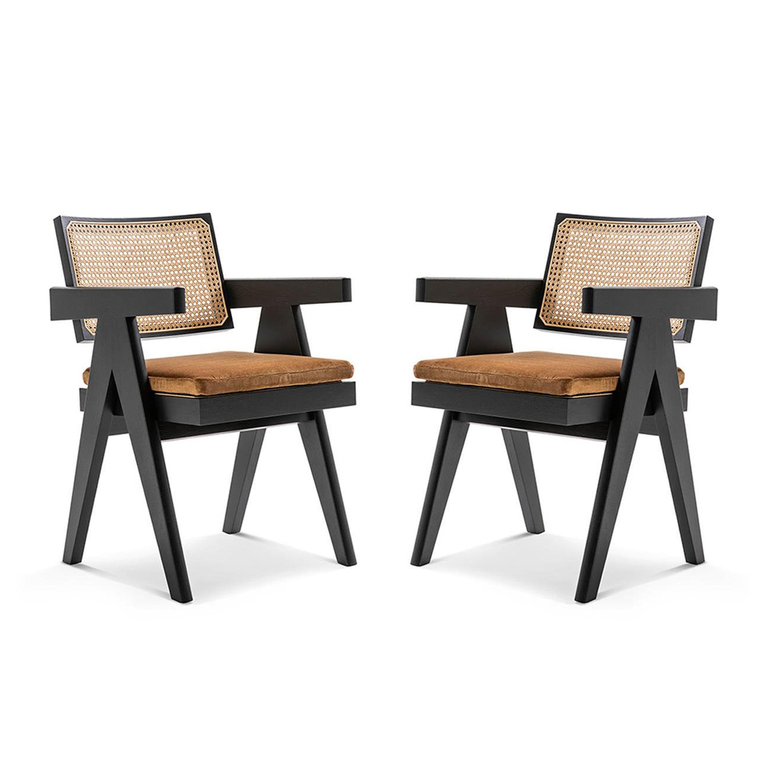 https://a.1stdibscdn.com/pierre-jeanneret-051-capitol-complex-office-chair-by-cassina-for-sale-picture-2/f_14272/f_315730421670070563589/set_2_b_master.jpg