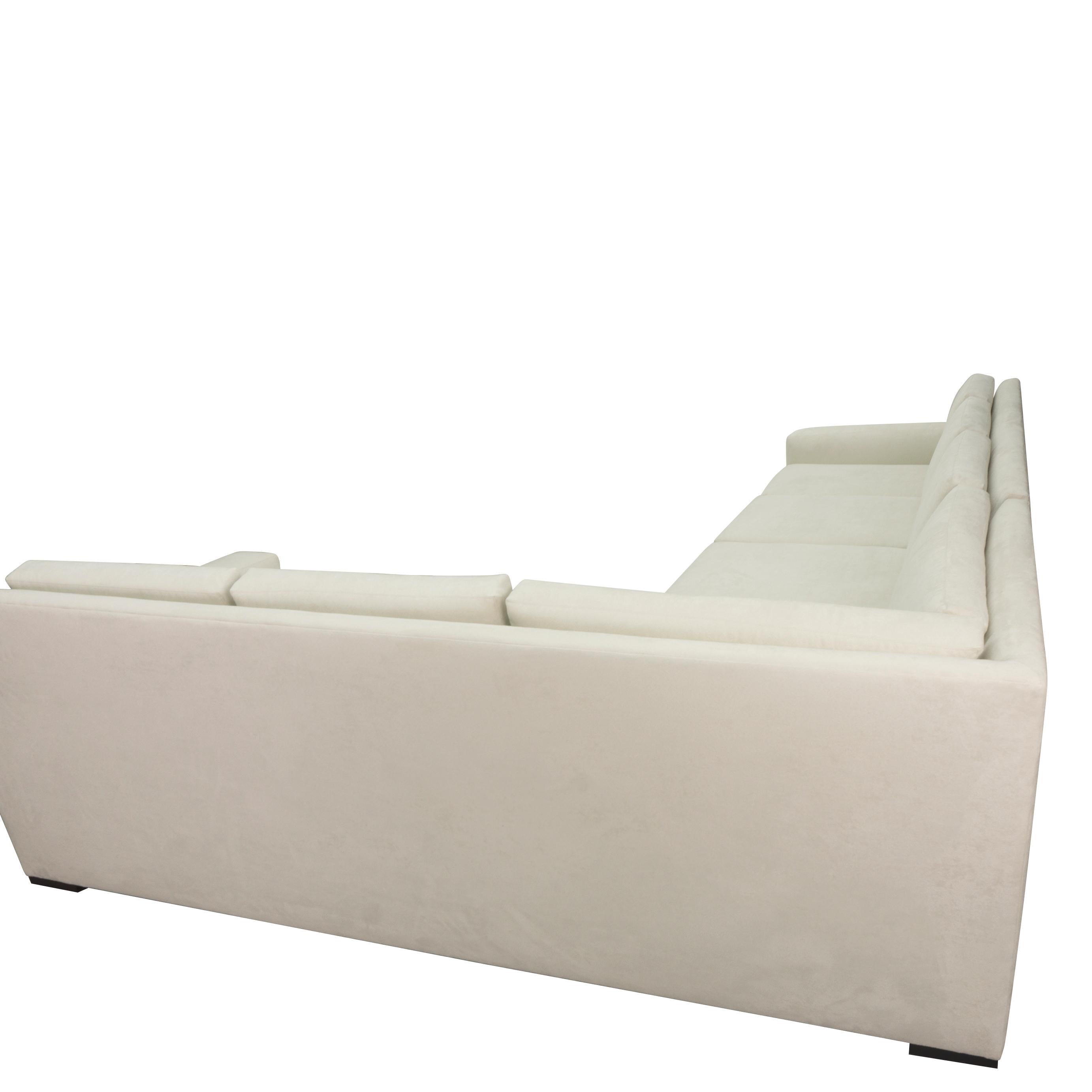 https://a.1stdibscdn.com/modern-minimalistic-sectional-sofa-for-sale-picture-5/f_21233/f_148342421558625504350/simplesectional_togetherdetail2_master.jpg