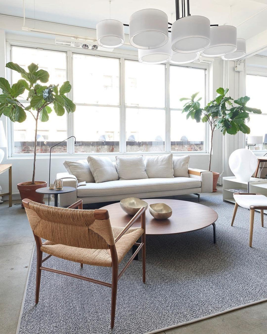 https://a.1stdibscdn.com/woven-rush-lounge-chair-by-mel-smilow-for-sale-picture-5/f_49941/f_163887921570479542799/smilowdesign_50821002_524834024678820_6221995218593409092_n_master.jpg