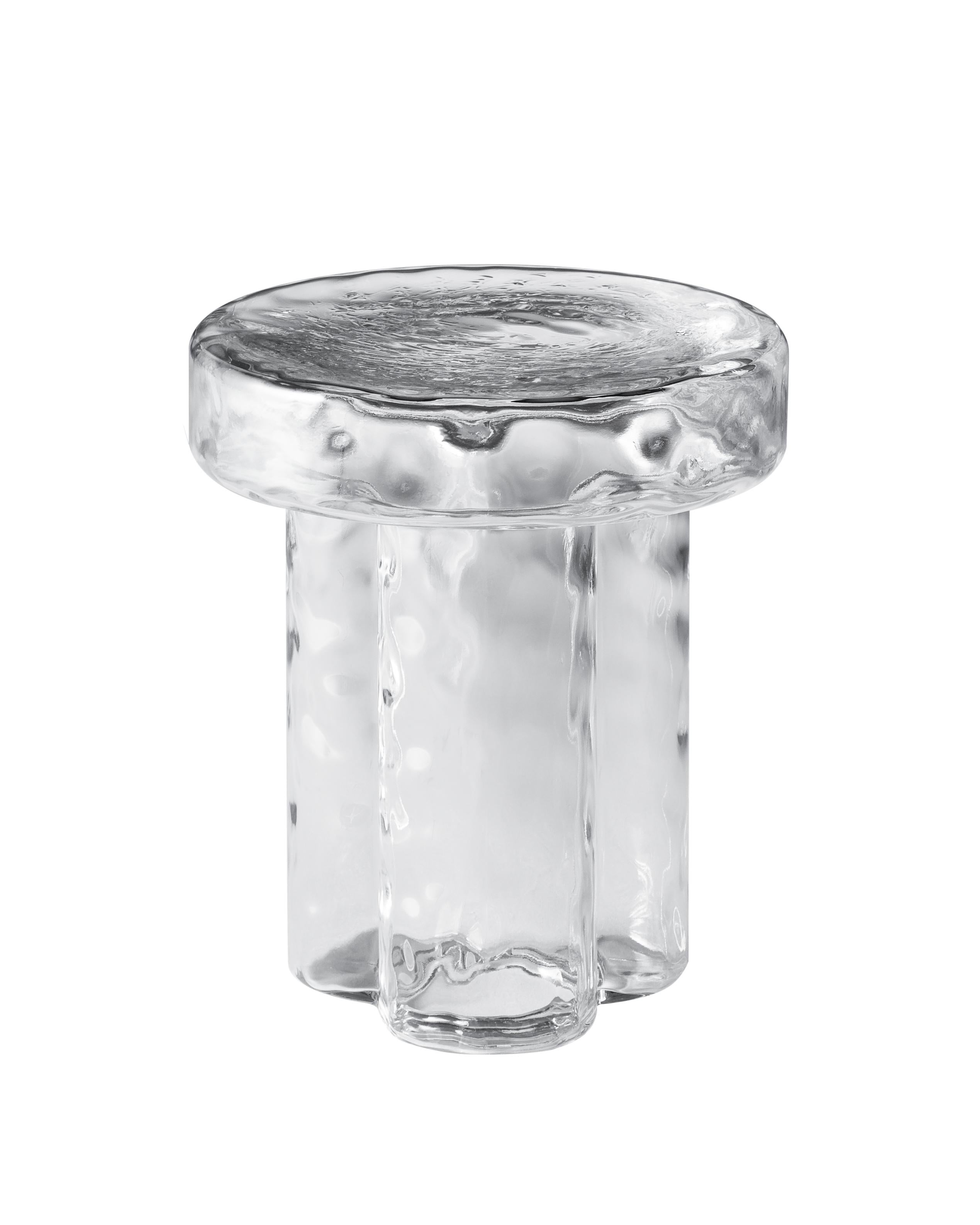https://a.1stdibscdn.com/soda-iced-blown-murano-glass-high-coffee-table-by-yiannis-ghikas-for-sale-picture-7/f_16392/f_474957821771429142823/soda_ice_master.jpg