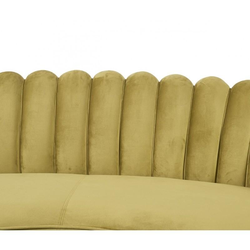 https://a.1stdibscdn.com/new-3-seater-spanish-sofa-green-velvet-for-sale-picture-8/f_57792/f_336776321680782939517/sofa_jasper_3_plazas_terciopelo_verde_7_master.jpg