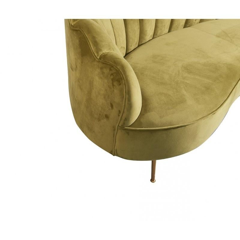 https://a.1stdibscdn.com/new-3-seater-spanish-sofa-green-velvet-for-sale-picture-9/f_57792/f_336776321680782940138/sofa_jasper_3_plazas_terciopelo_verde_8_master.jpg