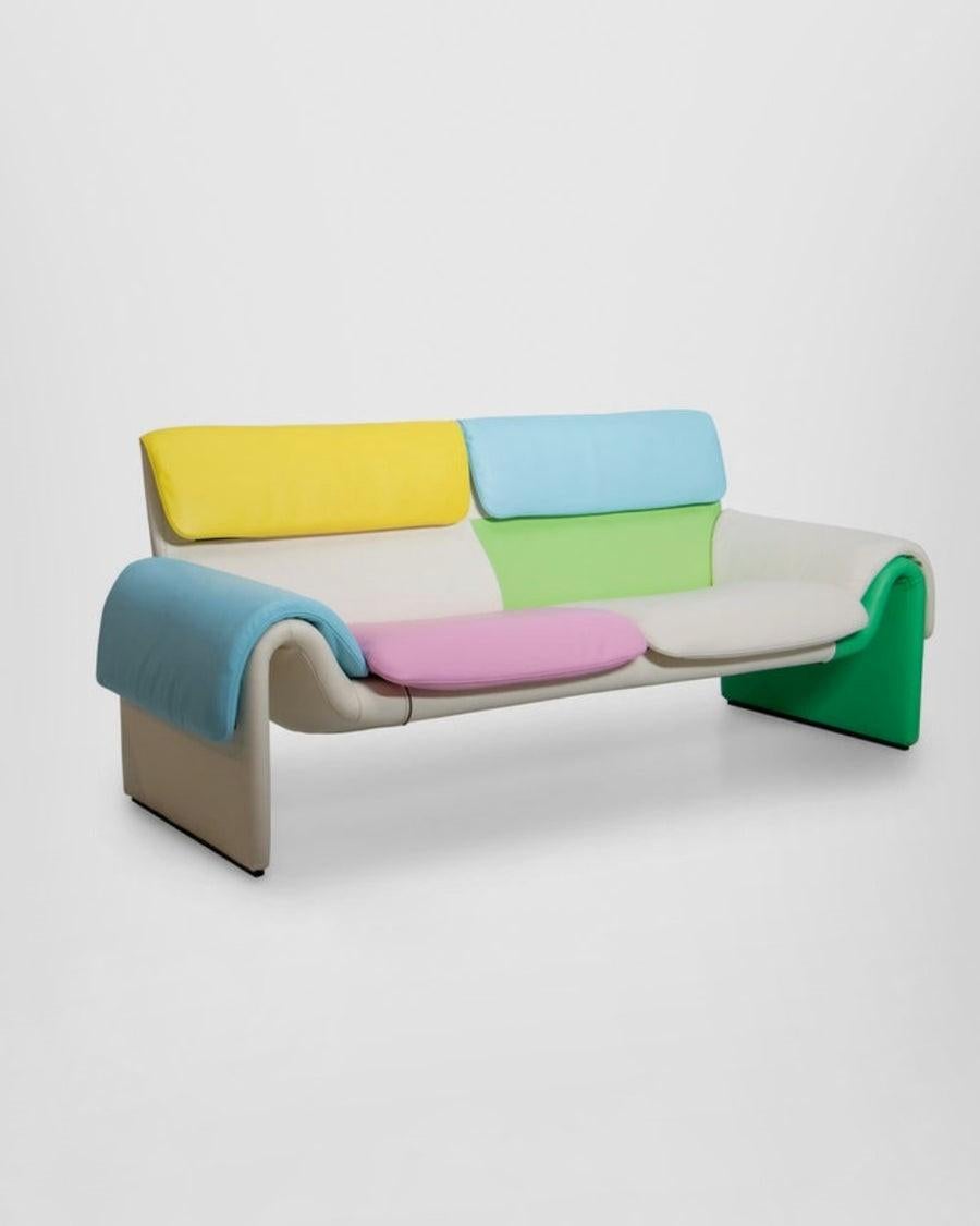 https://a.1stdibscdn.com/de-sede-ds-2011-harlequin-sofa-a-by-duplex-and-pin-up-home-for-sale-picture-2/f_16392/f_389613221711108549587/sofa_master.jpg