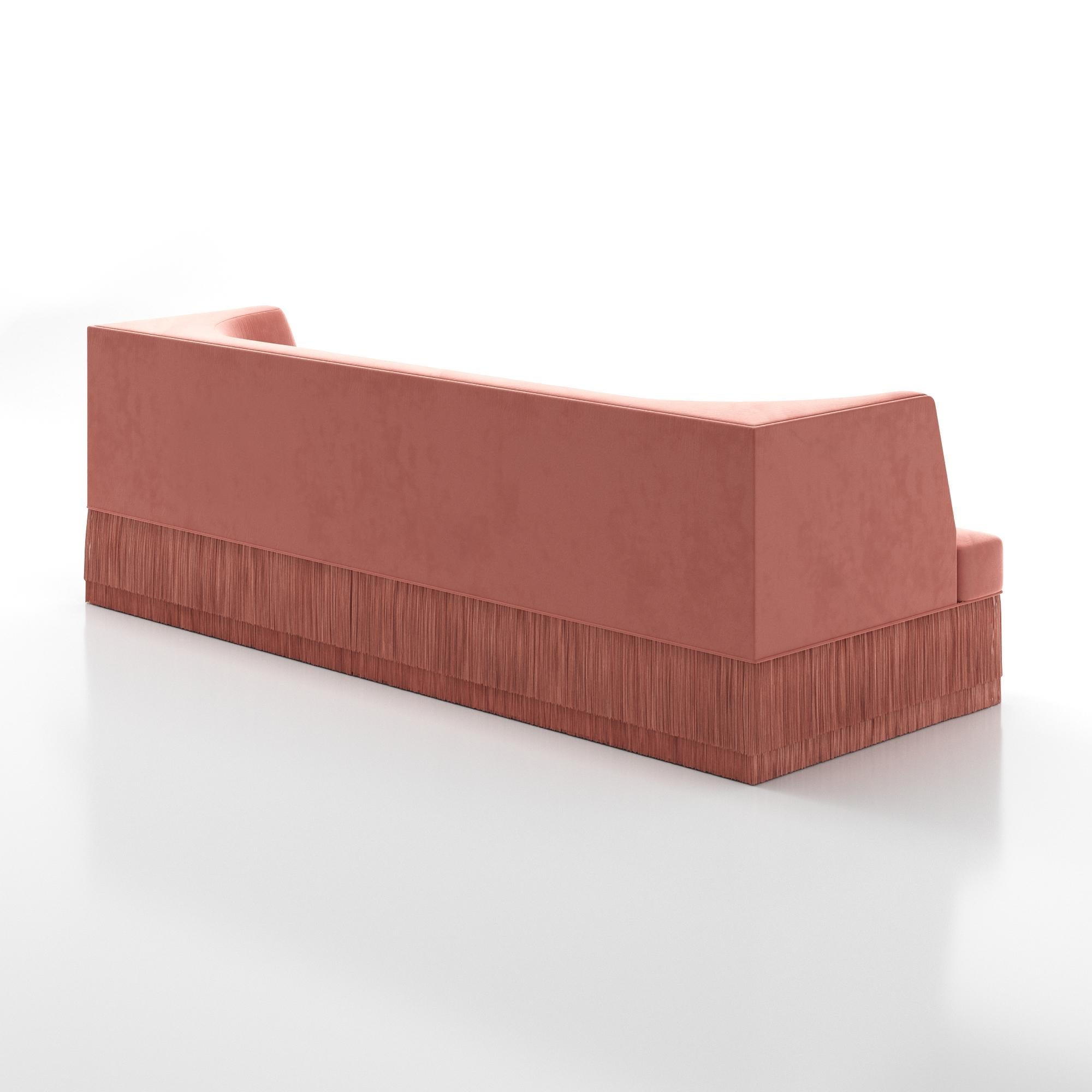 https://a.1stdibscdn.com/alcove-linear-sofa-curved-backseat-with-fringe-base-in-rose-velvet-for-sale-picture-5/f_27693/f_471213821760977488547/sofa_rose_cam005_master.jpg