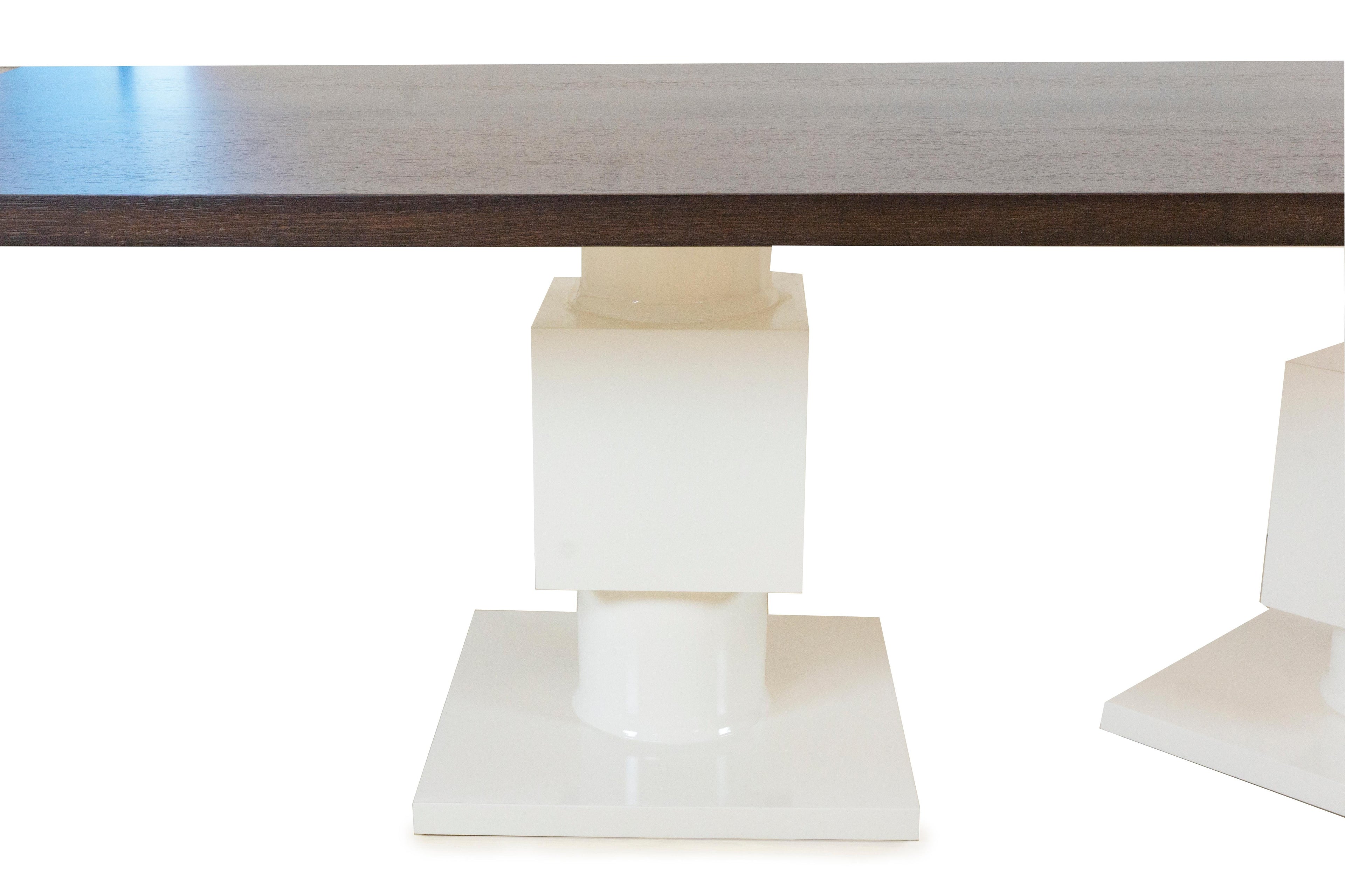 https://a.1stdibscdn.com/large-modern-dining-table-for-sale-picture-3/f_21233/1534519272785/squaresdining_detail_master.jpg
