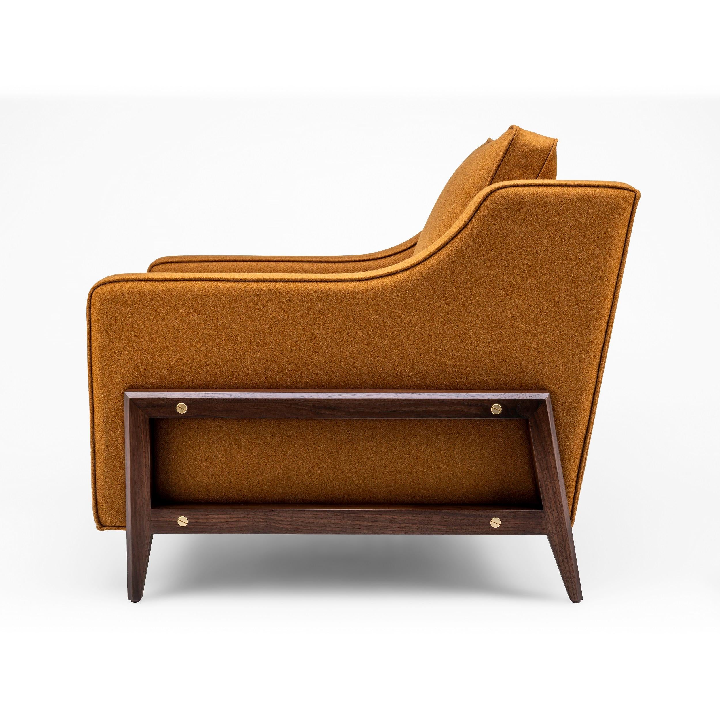 https://a.1stdibscdn.com/contemporary-reposer-special-edition-chair-in-british-wool-and-walnut-legs-for-sale-picture-2/f_27813/f_236418221620142353222/ss_236_master.jpg