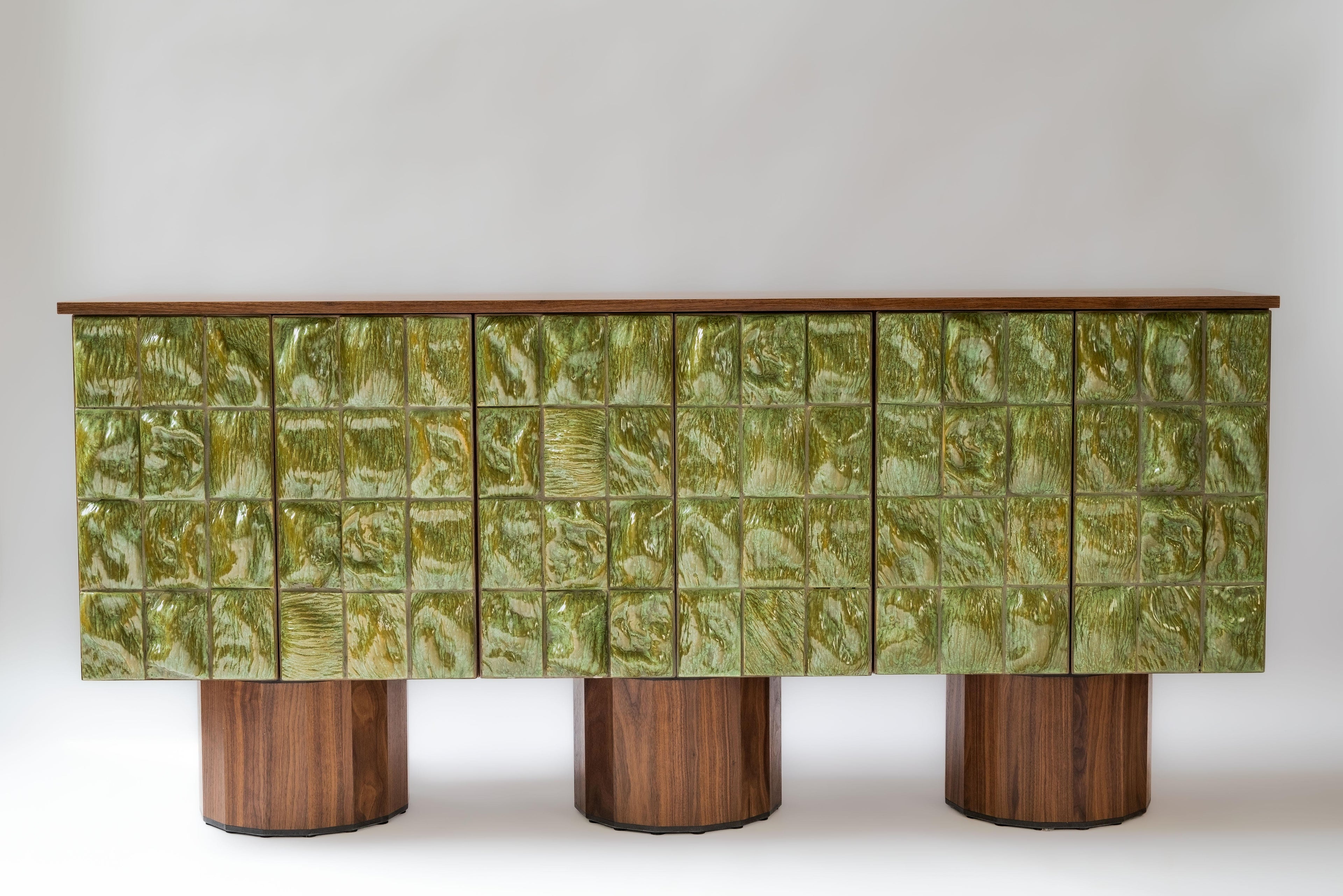 https://a.1stdibscdn.com/21st-century-surfaced-cabinet-moss-by-rem-atelier-netherlands-for-sale-picture-2/f_65832/f_404599921720018400853/surfaced_cabinet_mos_01_master.jpg