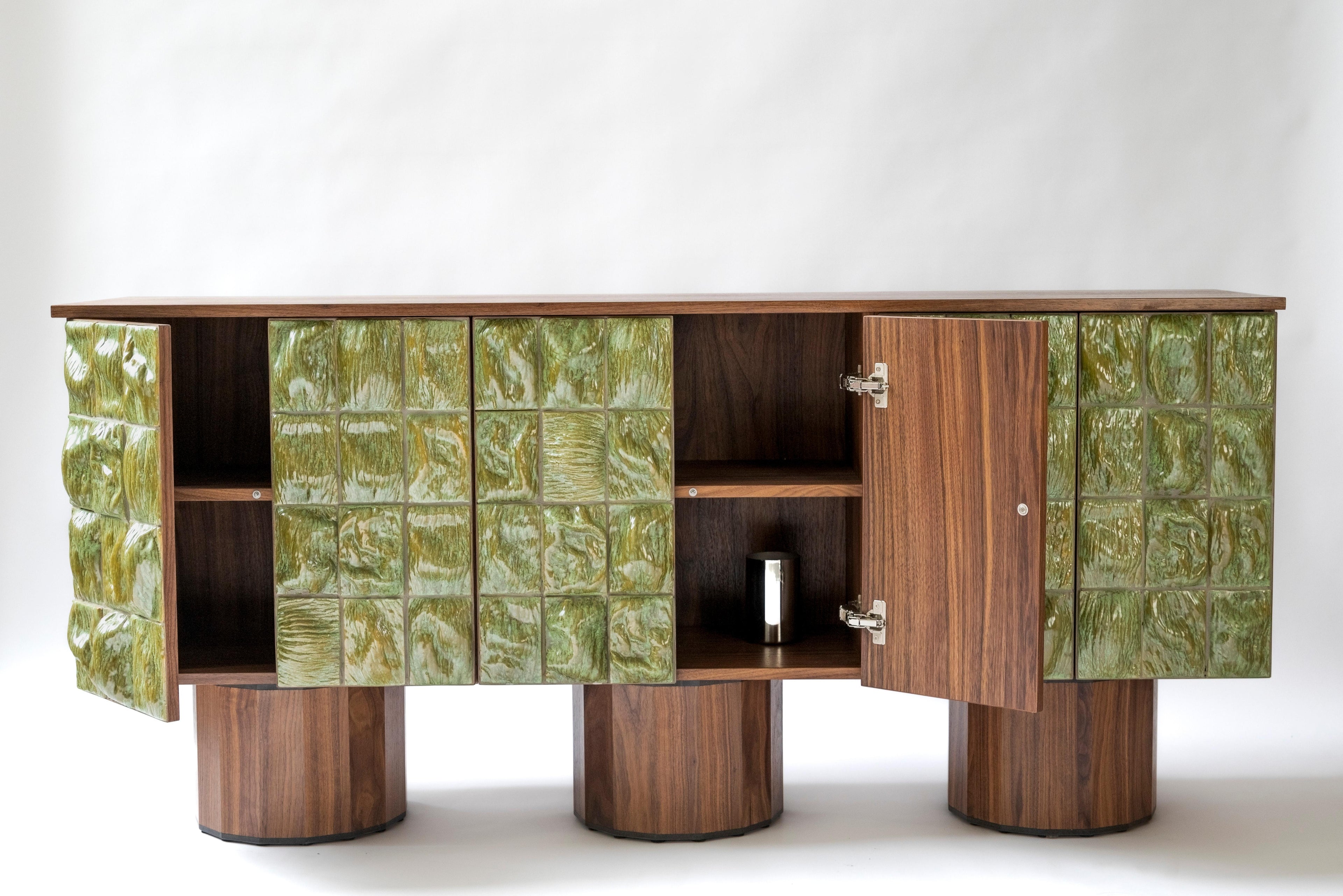 https://a.1stdibscdn.com/21st-century-surfaced-cabinet-moss-by-rem-atelier-netherlands-for-sale-picture-5/f_65832/f_404599921720018403417/surfaced_cabinet_moss_4_master.jpg