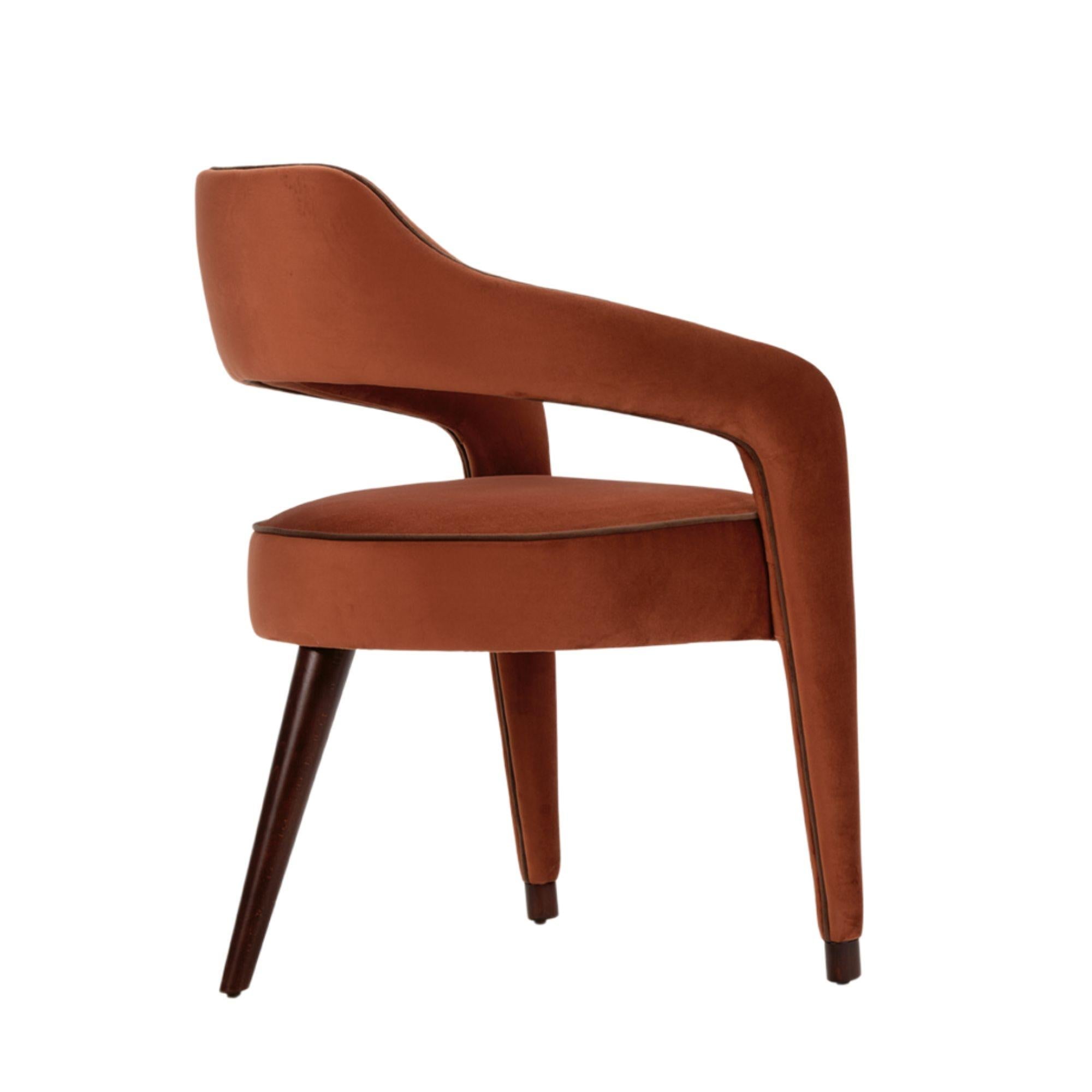 https://a.1stdibscdn.com/invicta-dining-chair-in-velvet-contemporary-design-with-tailored-piping-for-sale-picture-6/f_52952/f_425097021754901682186/ta_8__master.jpg