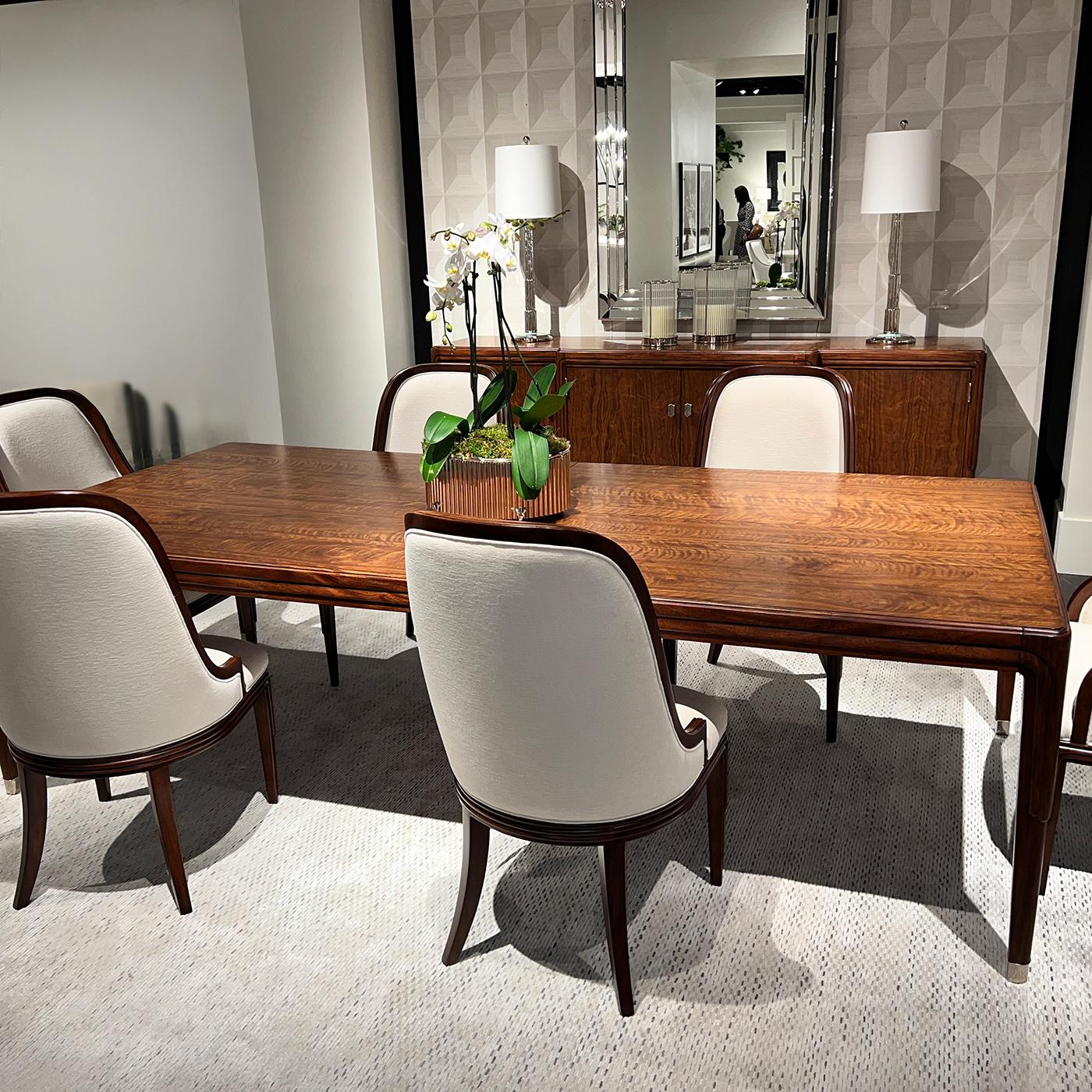 https://a.1stdibscdn.com/walnut-art-deco-extension-dining-table-for-sale-picture-4/f_8038/f_437372221740089763085/table3_master.jpg