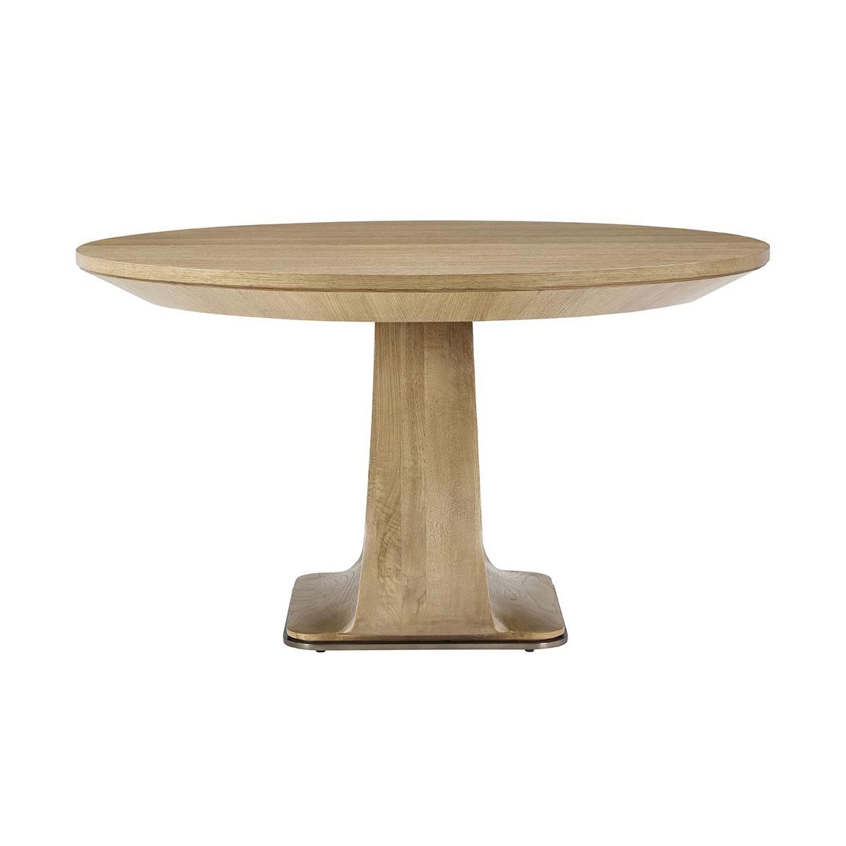 https://a.1stdibscdn.com/organic-modern-round-oak-extending-dining-table-for-sale-picture-3/f_8038/f_395997321715039487642/table3_master.jpg
