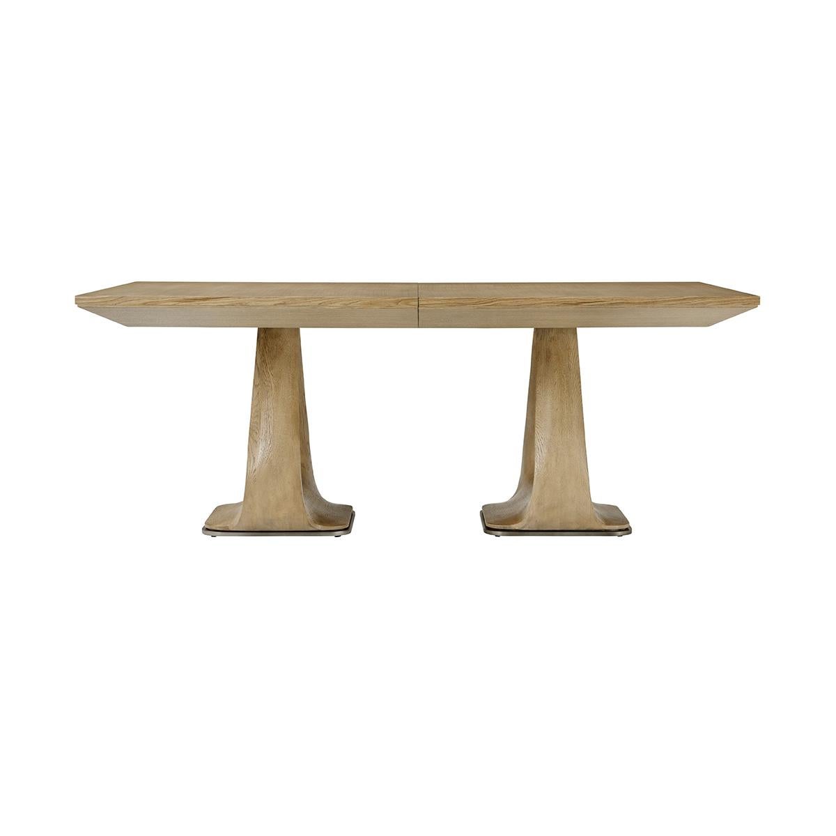 https://a.1stdibscdn.com/organic-modern-oak-extending-dining-table-for-sale-picture-4/f_8038/f_395999421715042223489/table4_master.jpg