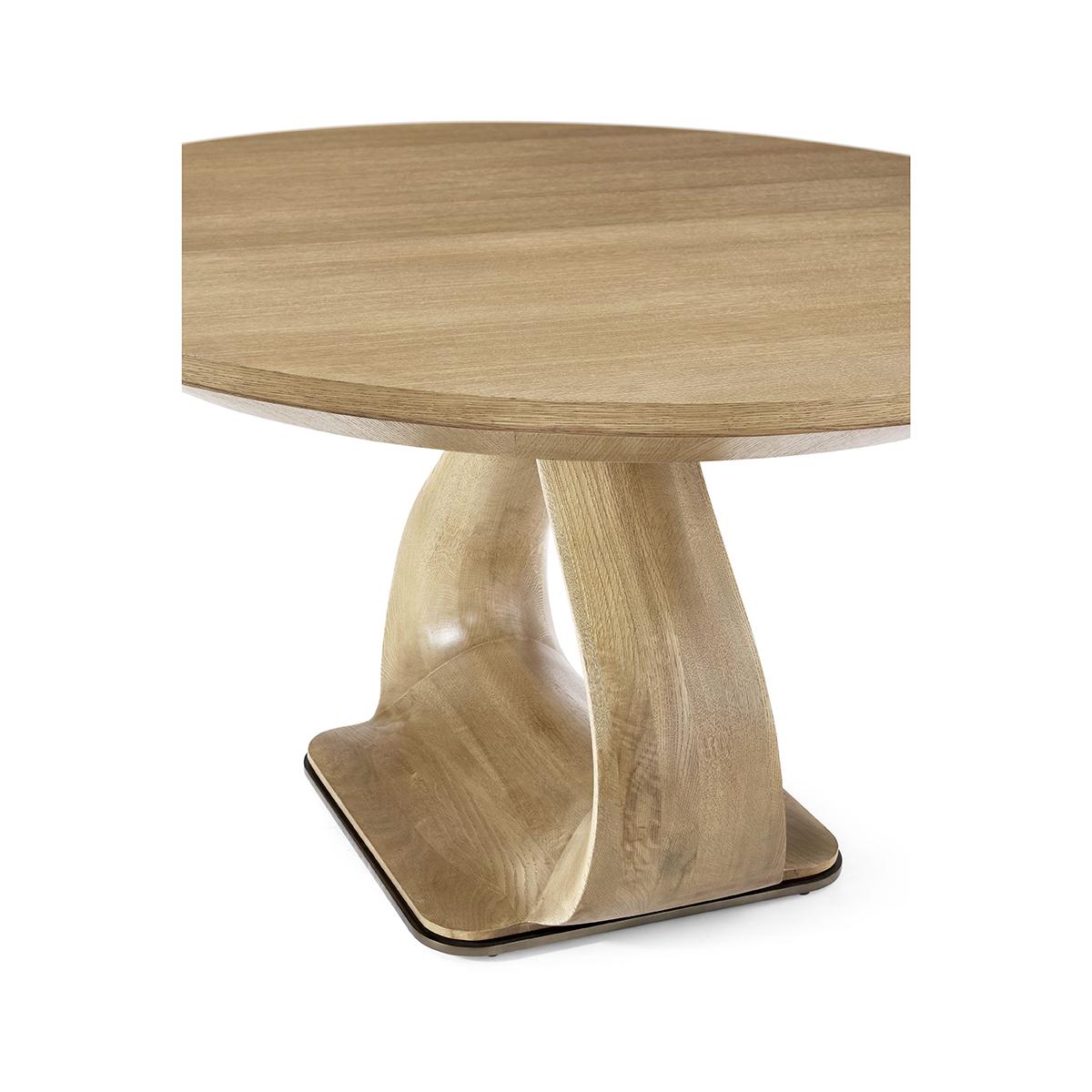 https://a.1stdibscdn.com/organic-modern-round-oak-extending-dining-table-for-sale-picture-4/f_8038/f_395997321715039487691/table4_master.jpg