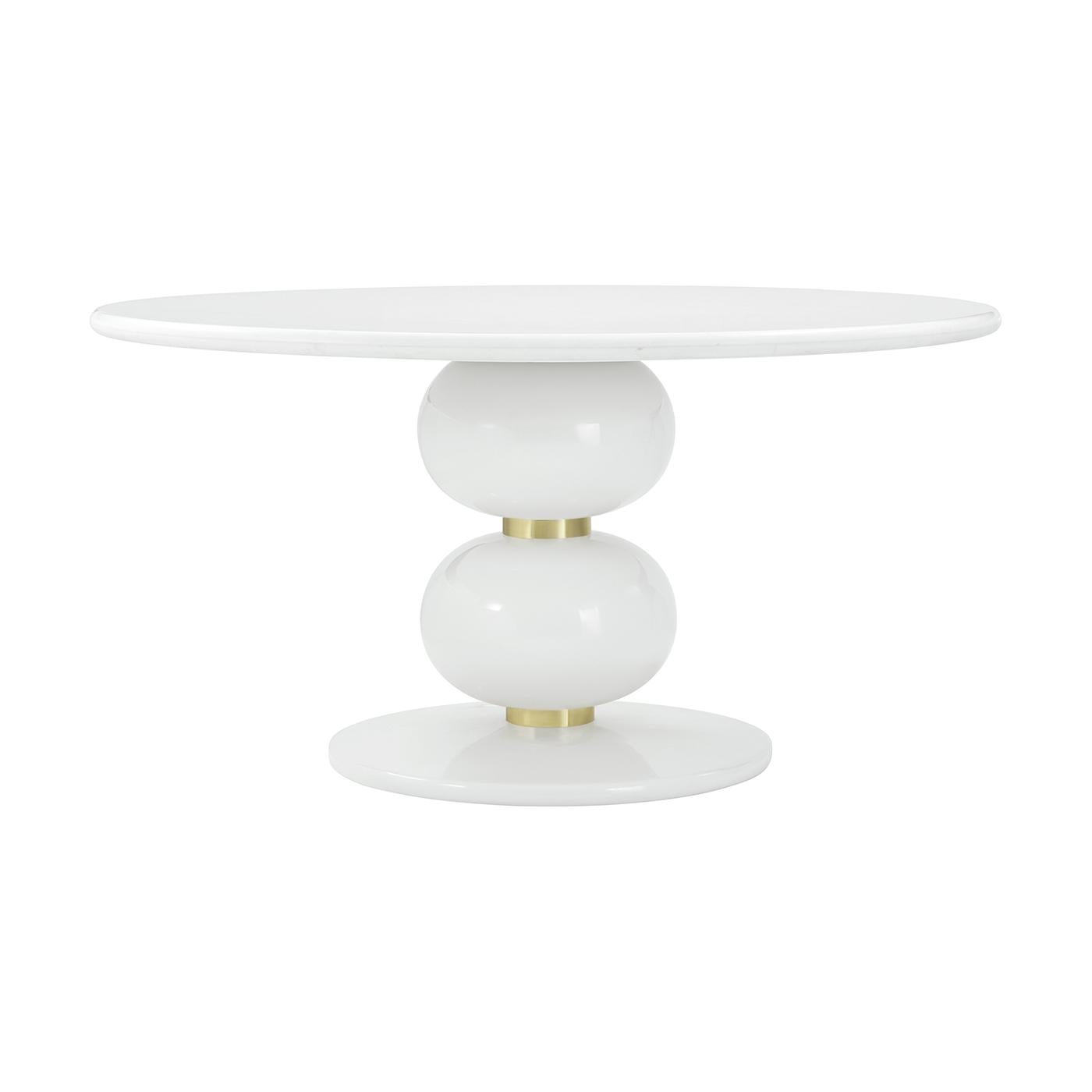https://a.1stdibscdn.com/hollywood-regency-round-white-dining-table-for-sale-picture-3/f_8038/f_442744921743178294620/table_5_master.jpg