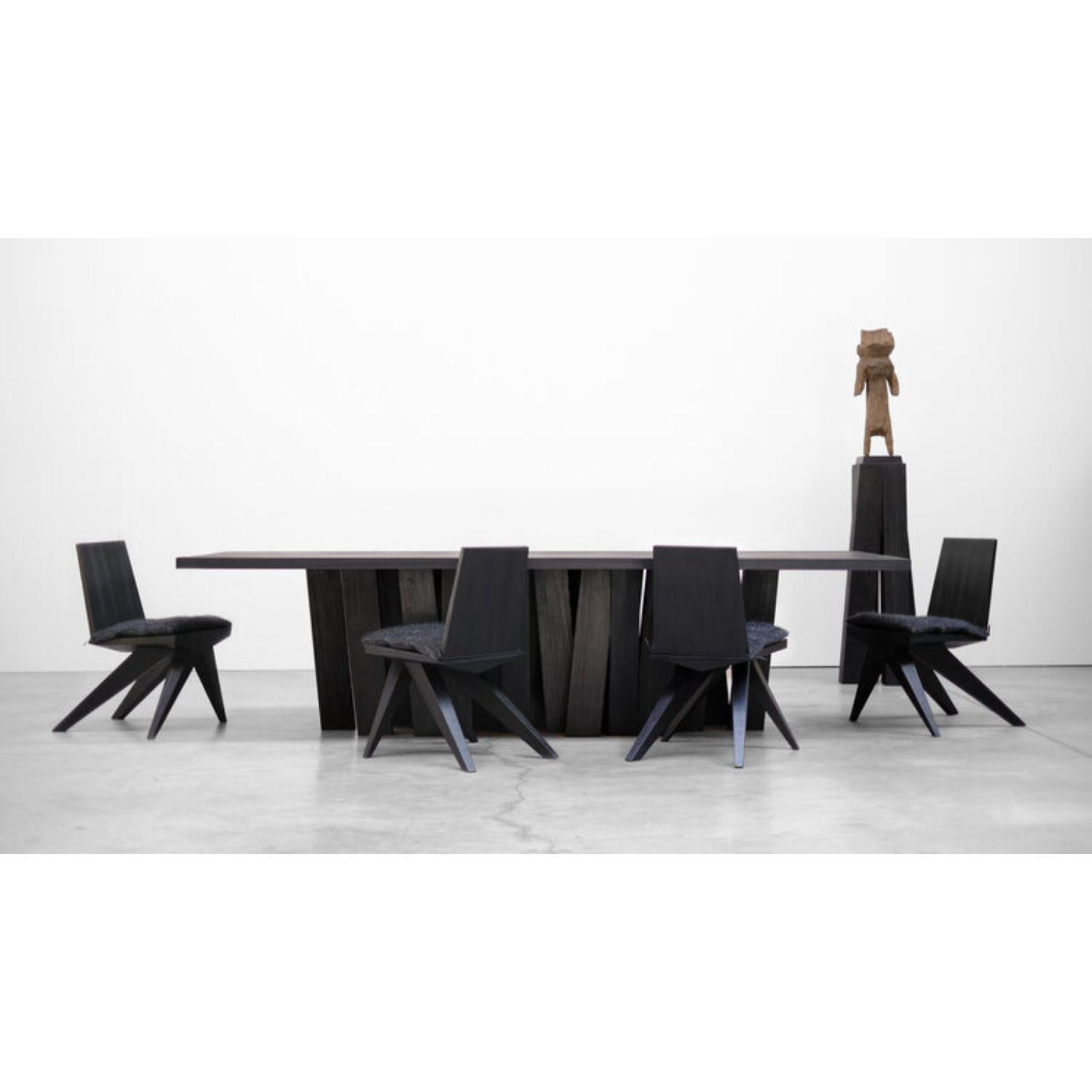 https://a.1stdibscdn.com/zoumey-table-by-declercq-for-sale-picture-9/f_12192/f_320118021672665352441/table_and_chairs_master.jpg