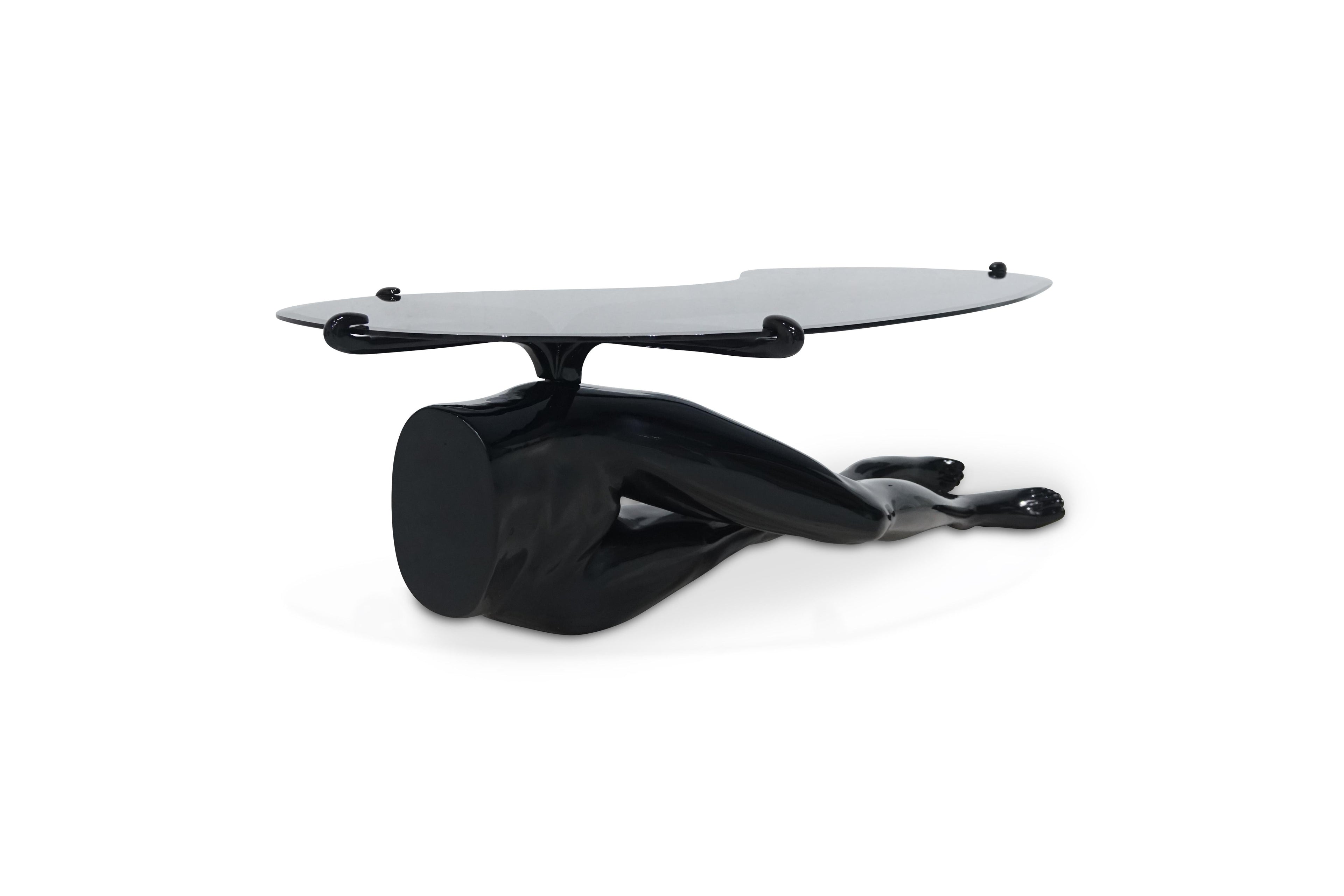 https://a.1stdibscdn.com/tabu-lacquer-coffee-table-for-sale-picture-4/f_74772/f_412592421724940082940/tabu_lacquer_coffee_table_3_master.jpg