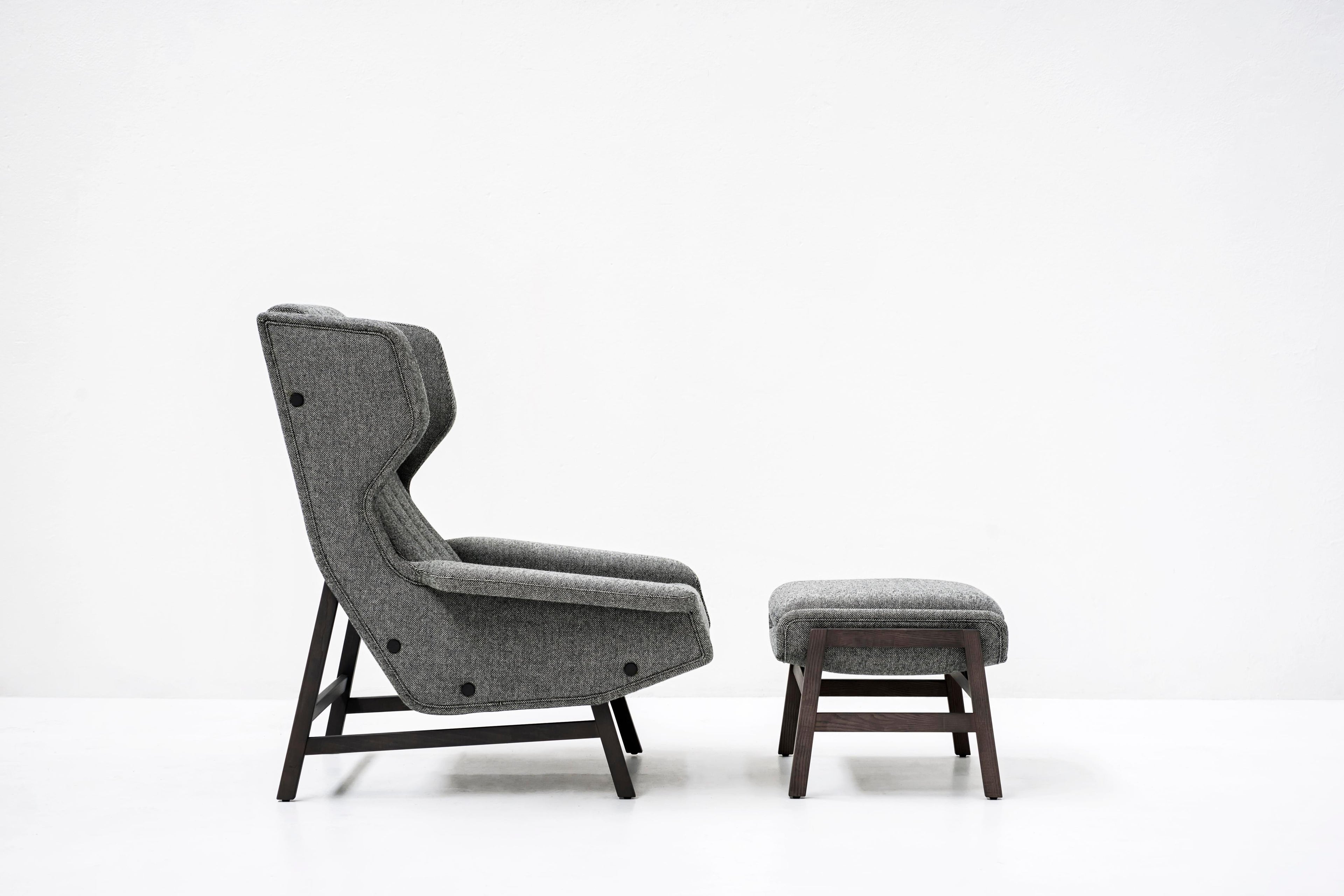 https://a.1stdibscdn.com/tacchini-giulia-lounge-armchair-with-ottoman-designed-by-gianfranco-frattini-for-sale-picture-8/f_44652/1607023752399/tacchini_giulia_armchair_ogiu_86_57_1520317745553_875_p__master.jpg