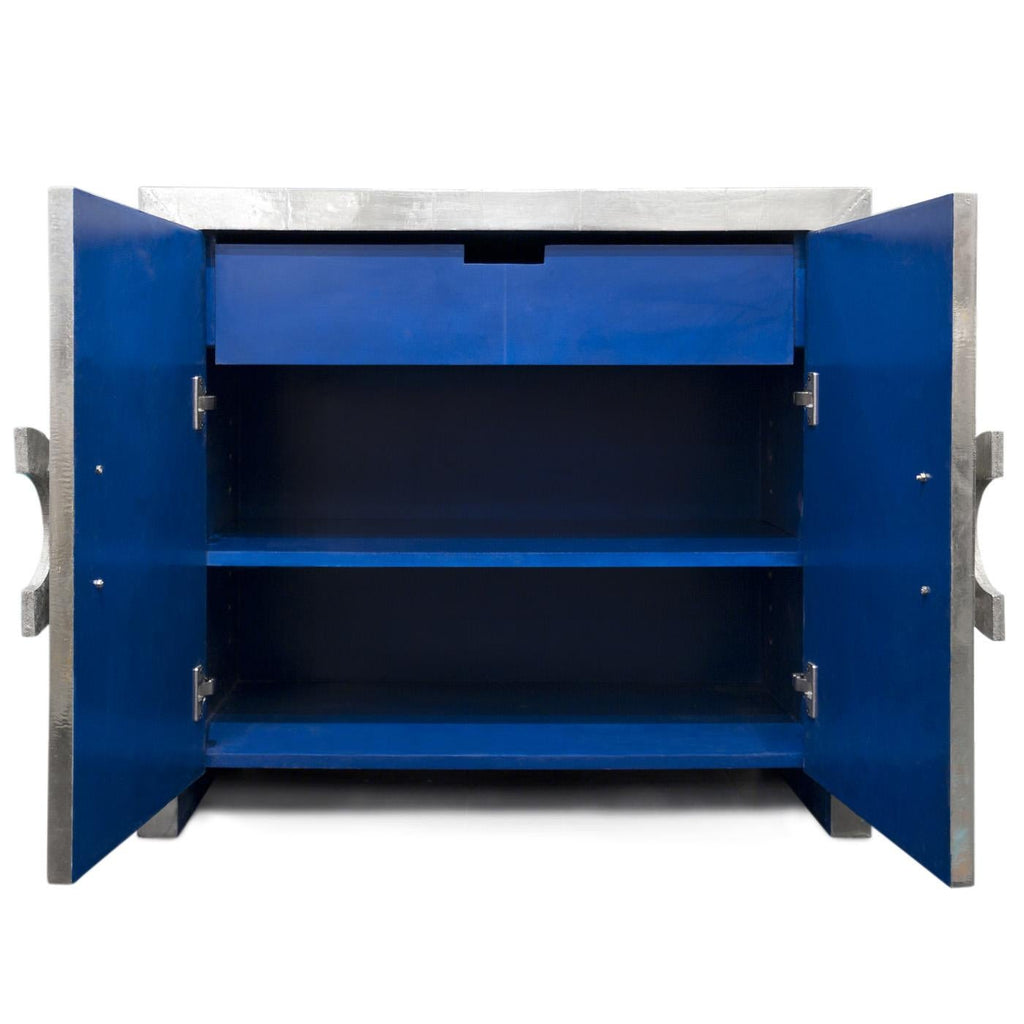 https://a.1stdibscdn.com/talitha-console-cabinet-for-sale-picture-3/f_29693/f_115846131533004351454/talitha_console_dA_master.jpg
