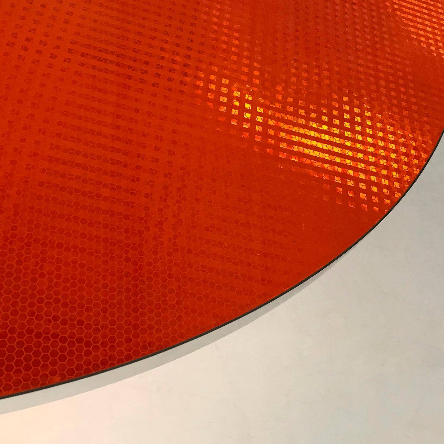 https://a.1stdibscdn.com/reflective-luminescent-modern-round-table-by-sebastiano-bottos-italia-for-sale-picture-5/f_43841/f_141538811553614300059/tavolo5_master.jpg