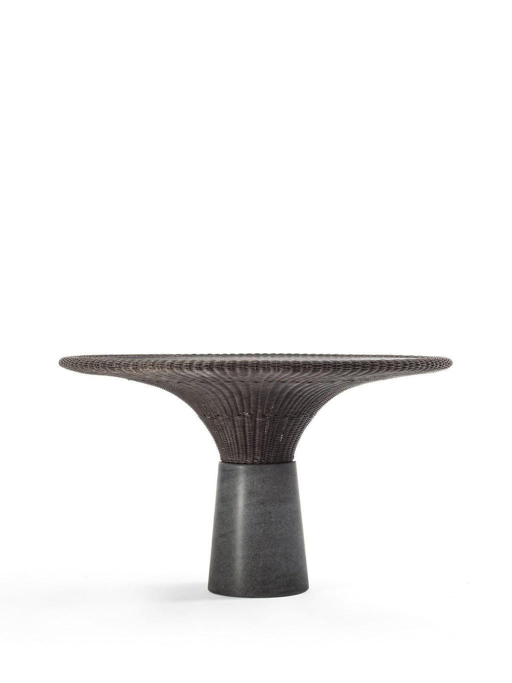 https://a.1stdibscdn.com/lava-stone-amazonas-dining-table-giorgio-bonaguro-for-sale-picture-3/f_12192/f_325857221675458162601/tavolo_morfosi_02_1_master.jpg