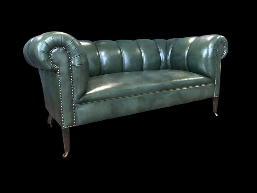 https://a.1stdibscdn.com/our-signature-bank-of-england-sofa-in-hand-dyed-boe-greenleather-for-sale-picture-4/f_79732/f_439040721741168630702/tempImageGhQ1Fh_master.jpg