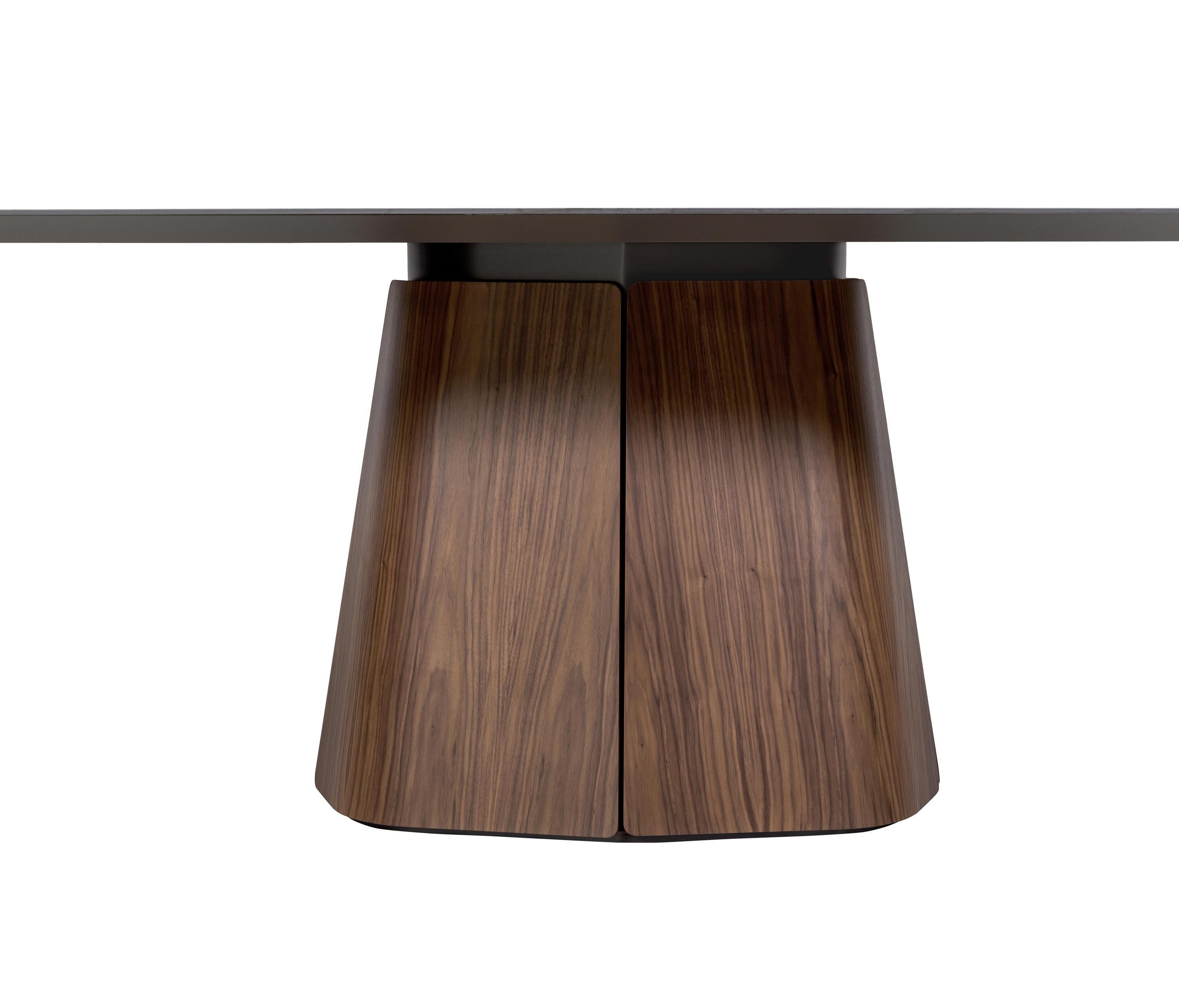 https://a.1stdibscdn.com/contemporary-sculptural-red-dining-table-with-oval-shaped-top-for-sale-picture-5/f_27693/f_450592621747414783046/tessera_c_cer_001_detail_5_pro_g_arcit18_master.jpg