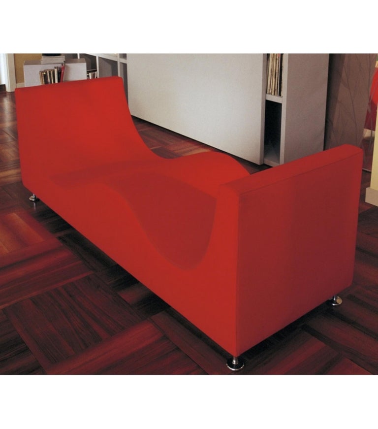 https://a.1stdibscdn.com/three-sofa-de-luxe-sofa-sofa-with-armrest-by-jasper-morrison-for-cappellini-for-sale-picture-10/f_16392/f_491479321773080567833/three_sofa_de_luxe_cappellini_sofa_3_1__master.jpg?width=768
