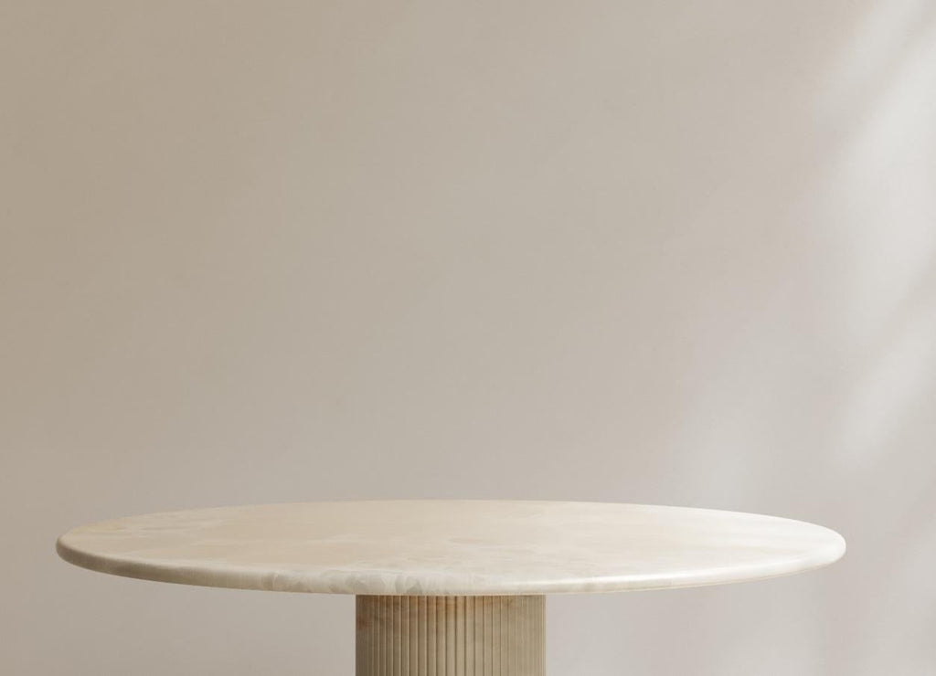 https://a.1stdibscdn.com/time-table-ii-round-dining-table-in-bianco-onyx-by-paloma-editions-for-sale-picture-7/f_12192/f_475622221763397710406/timebiancoonyxaaaaa_master.jpg