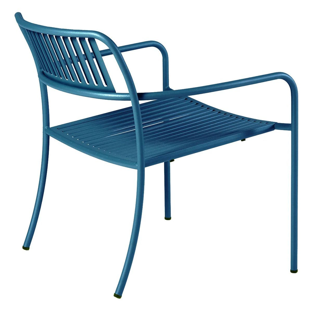 https://a.1stdibscdn.com/armchair-for-outdoor-garden-tolix-patio-slatted-for-sale-picture-3/f_105752/f_462117821754862117122/tolix073963_master.jpg