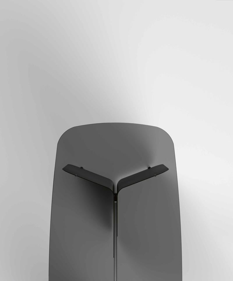 https://a.1stdibscdn.com/pleat-metal-and-glass-dining-table-designed-by-massimo-castagna-made-in-italy-for-sale-picture-4/f_49571/f_394378721714082114190/tonelli_design_tavolo_alto_pleat_3_master.jpg