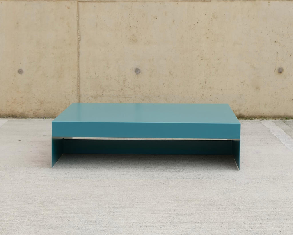 https://a.1stdibscdn.com/large-low-black-single-form-coffee-sofa-table-customisable-for-sale-picture-16/f_28943/f_476844721763988134465/turquoise_master.jpg