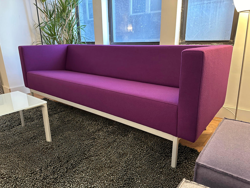 https://a.1stdibscdn.com/artifort-070-sofa-25-seater-with-arms-by-kho-liang-ie-in-stock-for-sale-picture-5/f_32031/f_369950021699465714409/unnamed_1_master.jpg