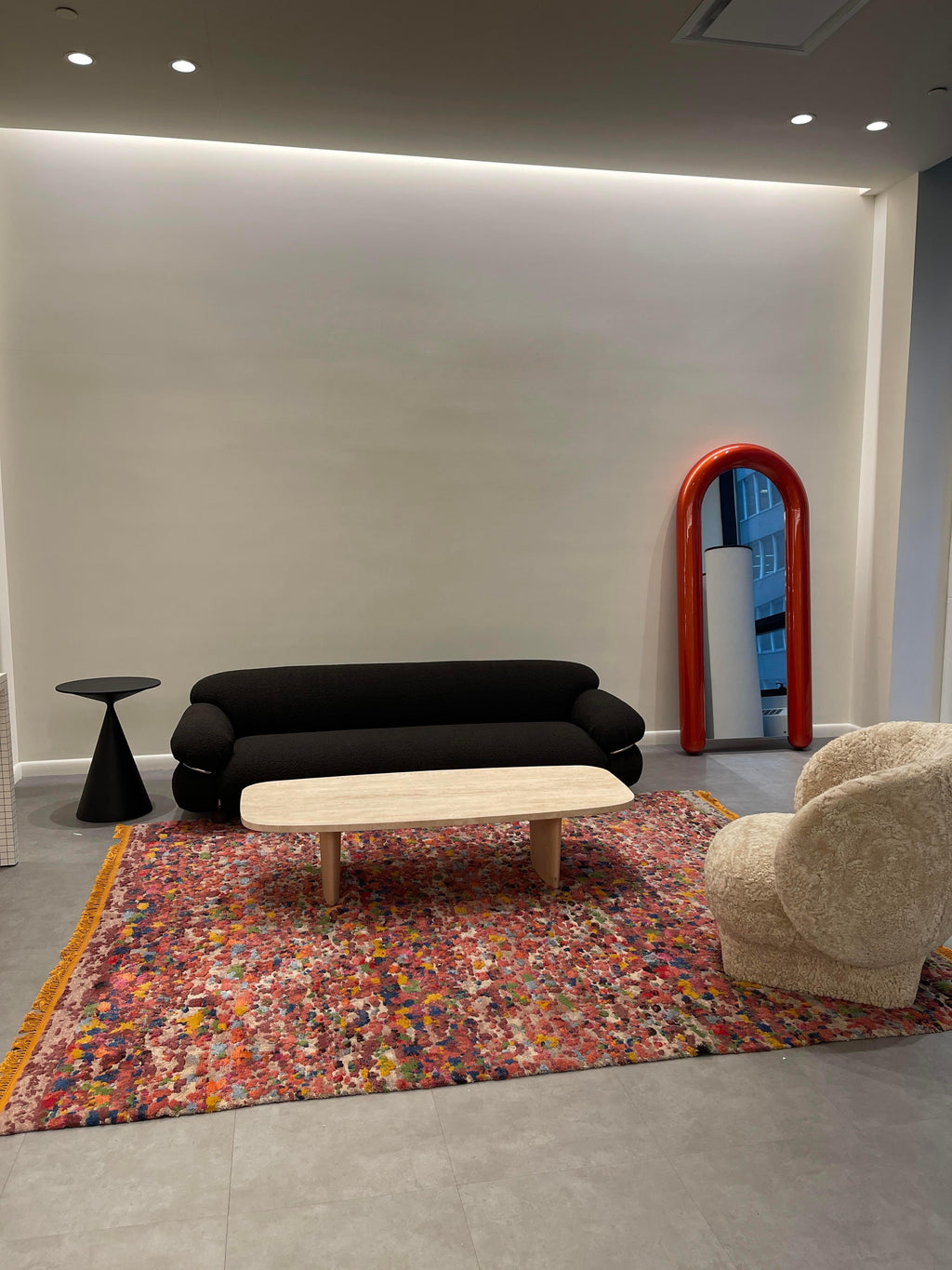 https://a.1stdibscdn.com/la-manufacture-paris-moro-sheepskin-armchair-designed-by-sebastian-herkner-for-sale-picture-6/f_44652/f_258167821646752259883/unnamed_3_master.jpg