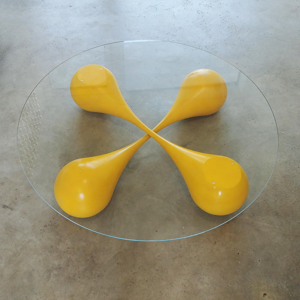 https://a.1stdibscdn.com/untouchables-sculptural-streamline-shaped-coffee-table-for-sale-picture-3/f_60952/f_275144621645707823165/untouchables_20_c_master.jpg