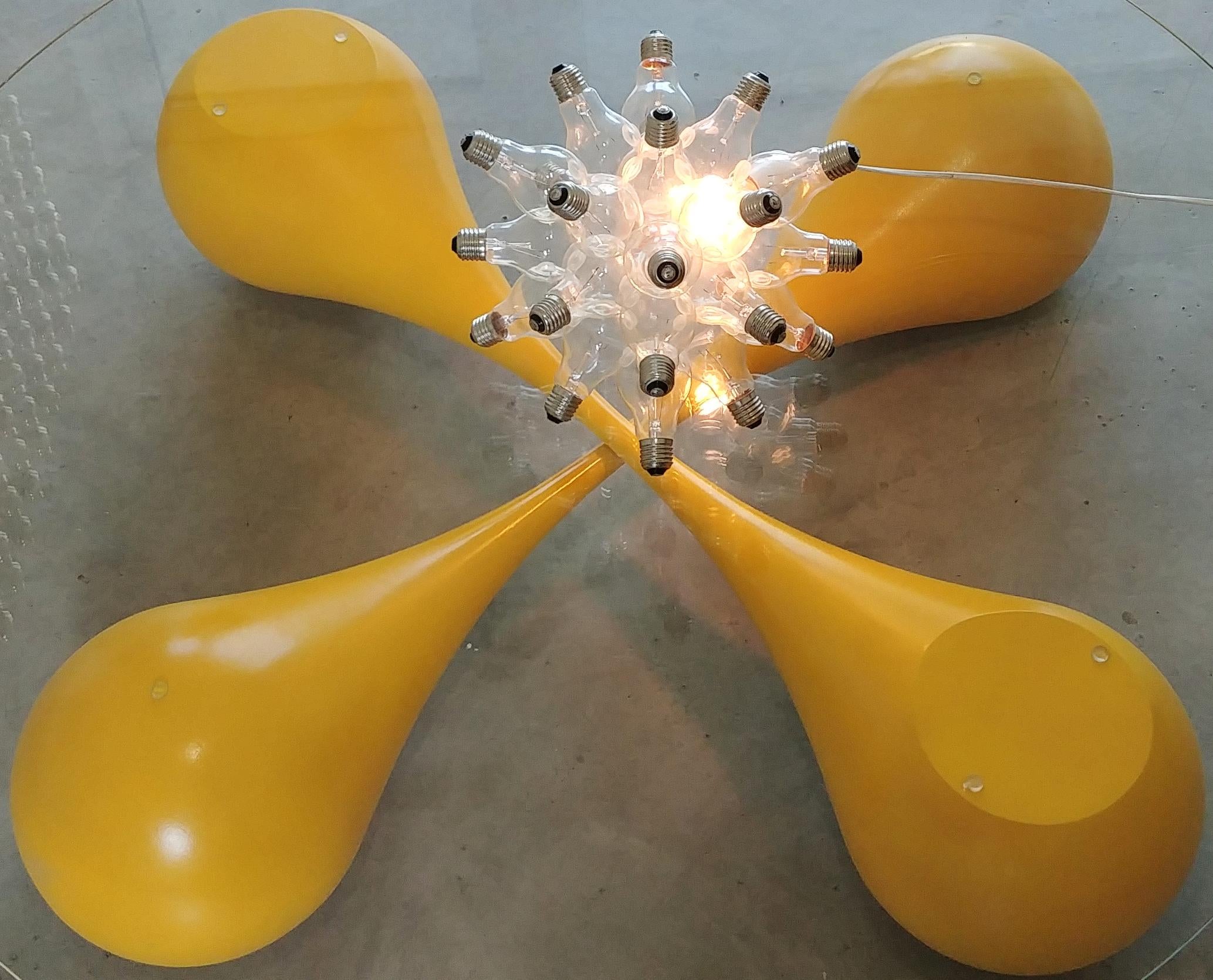 https://a.1stdibscdn.com/untouchables-sculptural-streamline-shaped-coffee-table-for-sale-picture-4/f_60952/f_275144621645707820927/untouchables_20_d_master.jpg