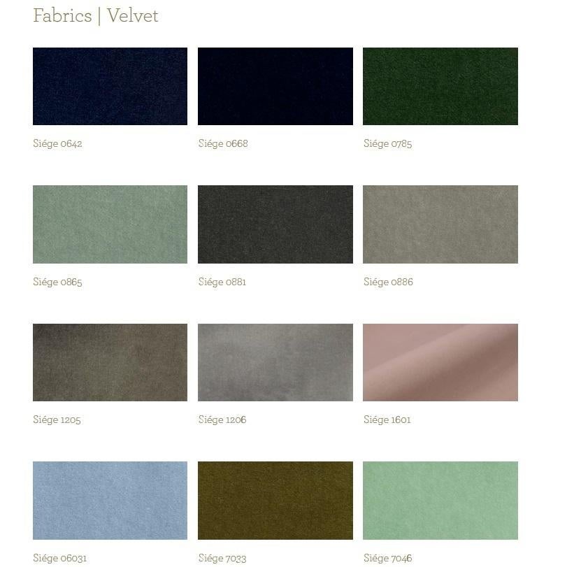 https://a.1stdibscdn.com/oscar-contemporary-velvet-sofa-for-sale-picture-8/f_27693/f_179042311581366280402/velvet_1_master.jpg