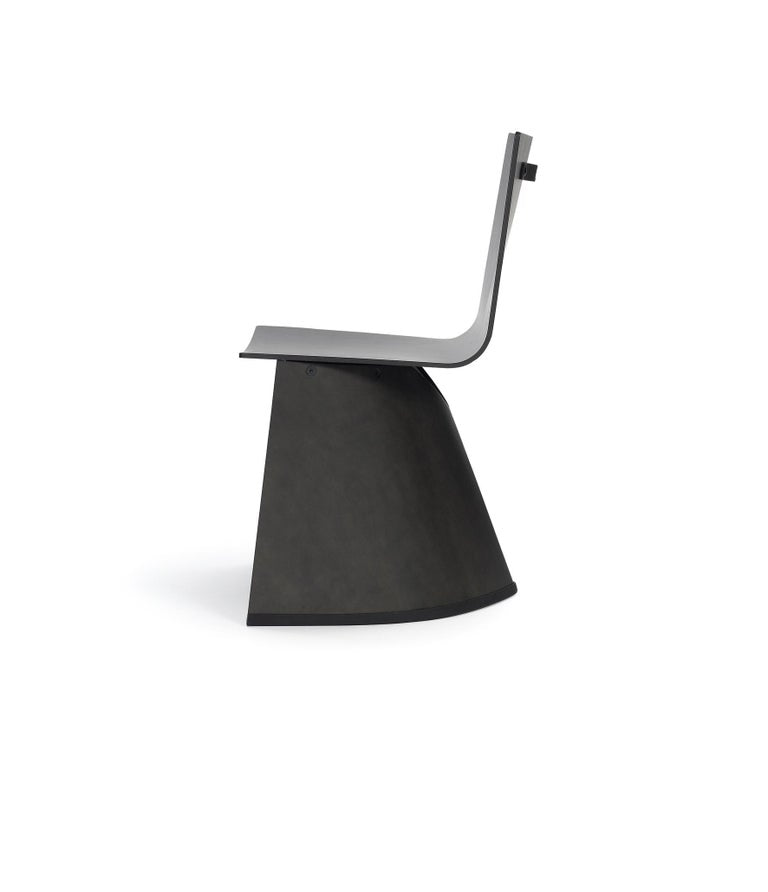 https://a.1stdibscdn.com/classicon-venus-chair-in-black-by-konstantin-grcic-for-sale-picture-3/12330573/f_138499011551428152771/venus_black_side_2_master.jpg?width=768